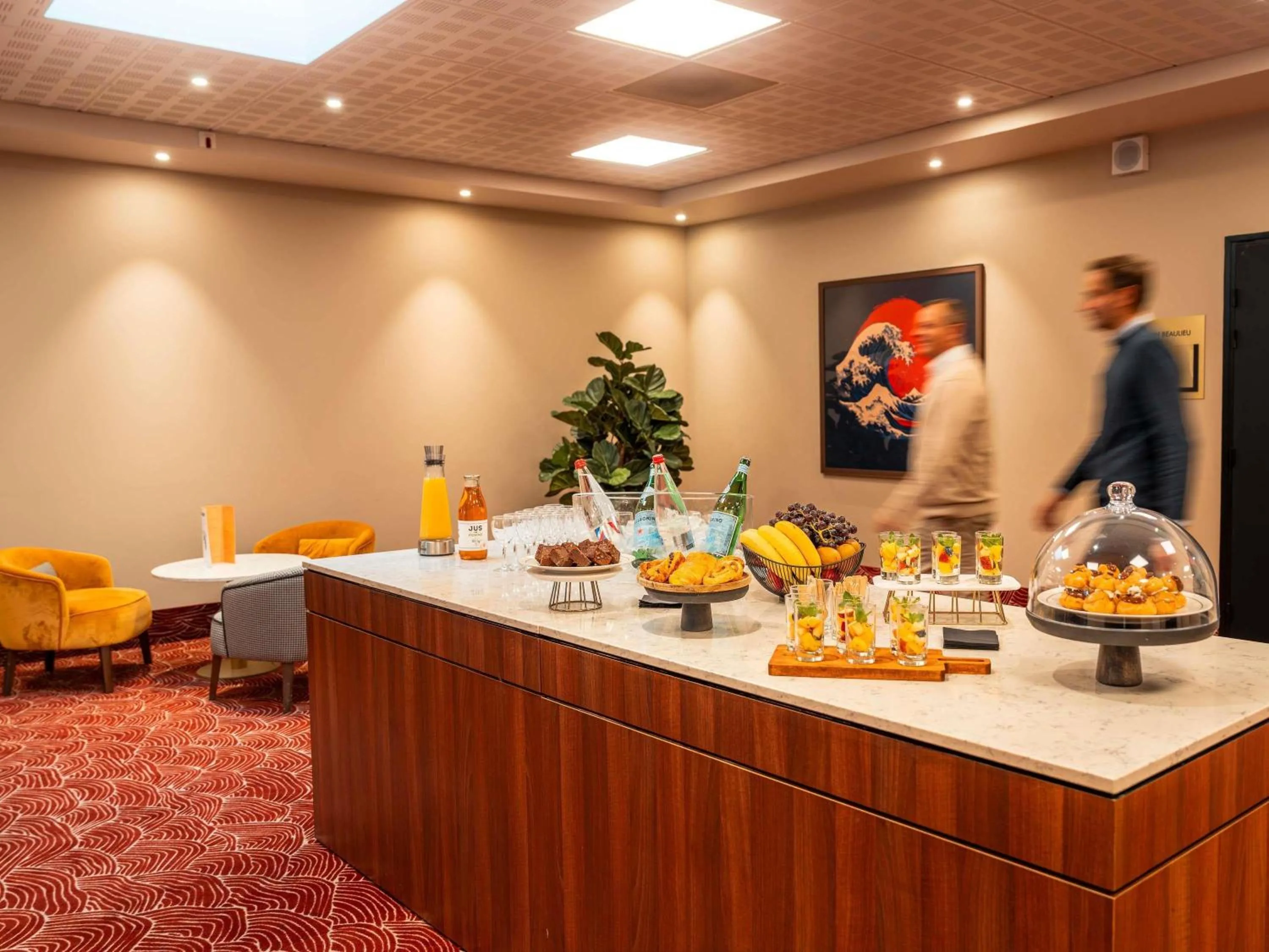 Meeting/conference room in Mercure Caen Cote De Nacre