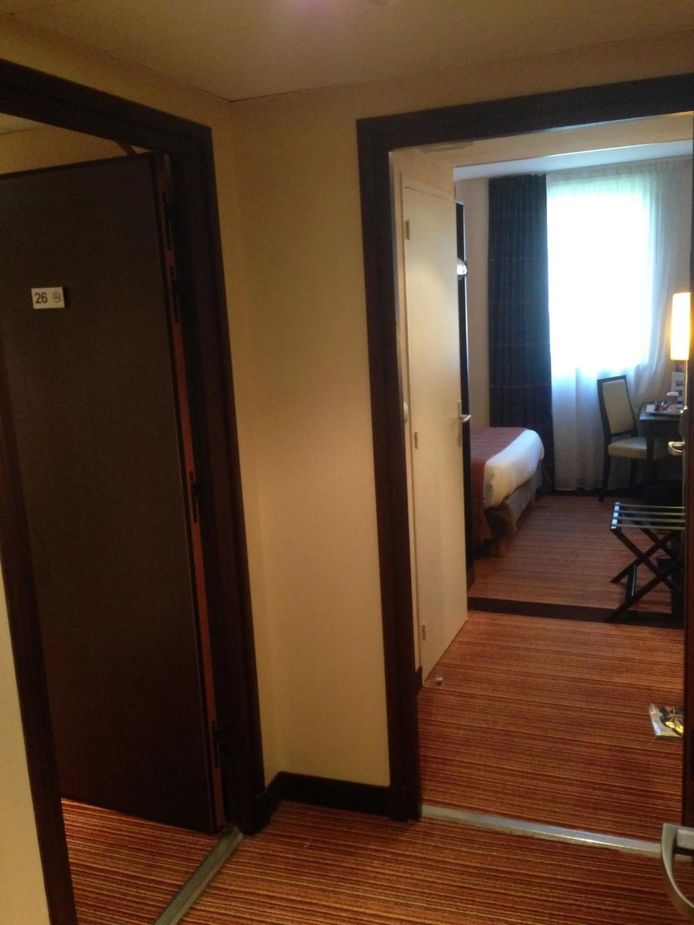 Photo of the whole room, Bed in Hotel Mercure Rennes Cesson