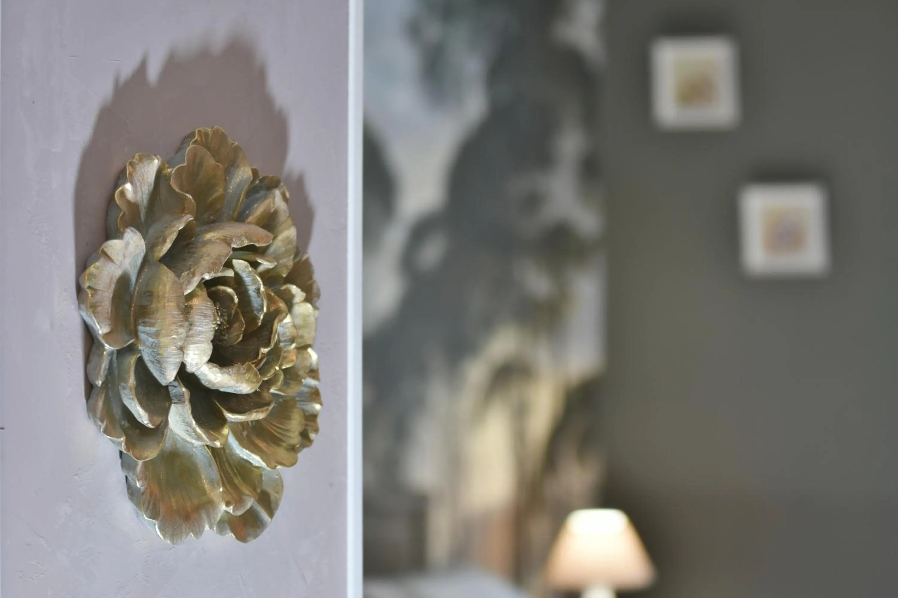 Decorative detail in Le Mas Des Bories - Grand Perigueux