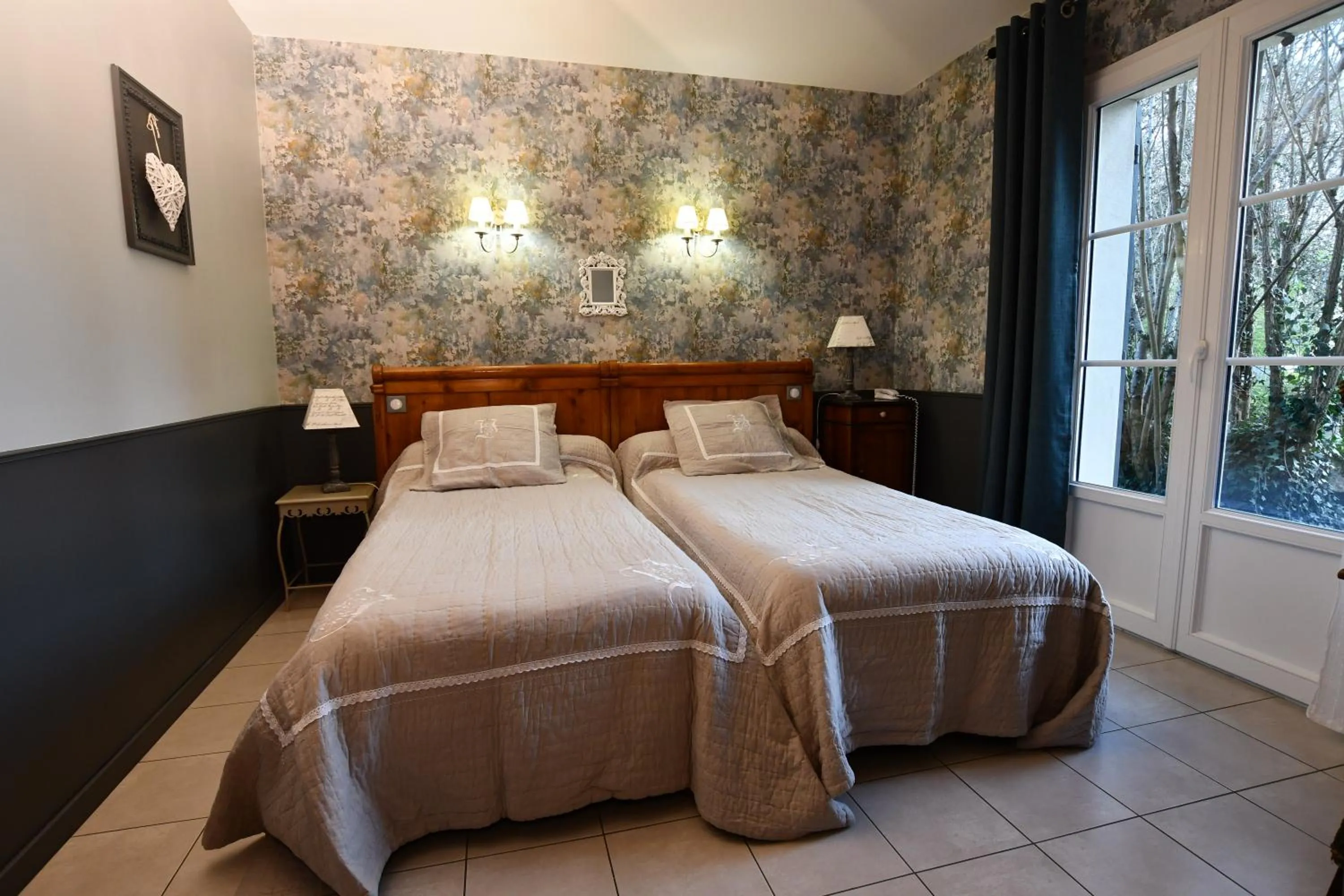 Bedroom, Bed in Le Mas Des Bories - Grand Perigueux