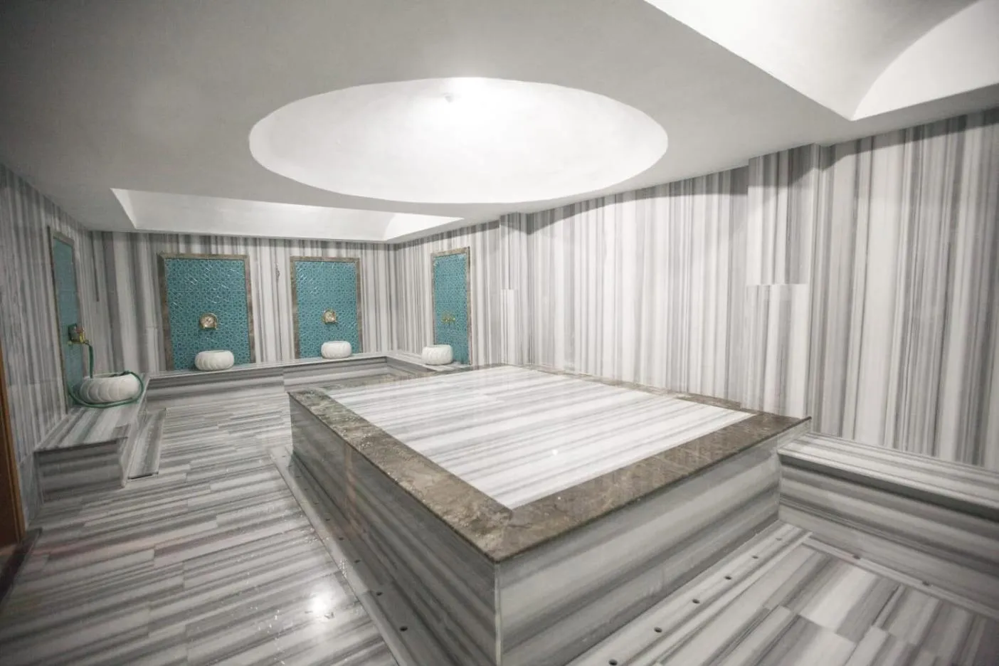 Public Bath in Lidya Hotel