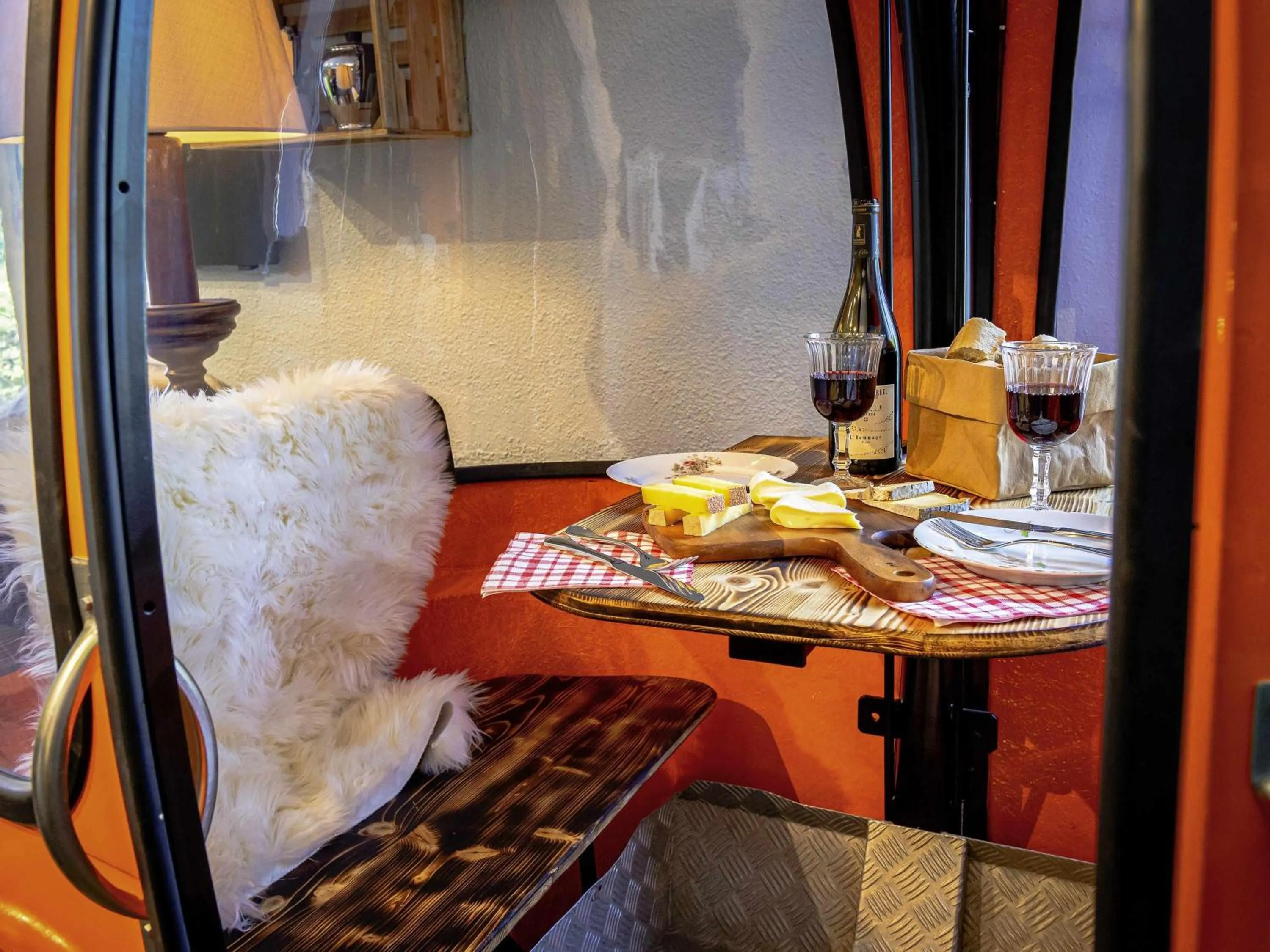 Restaurant/places to eat in greet hôtel Annecy Cran-Gevrier by Accor