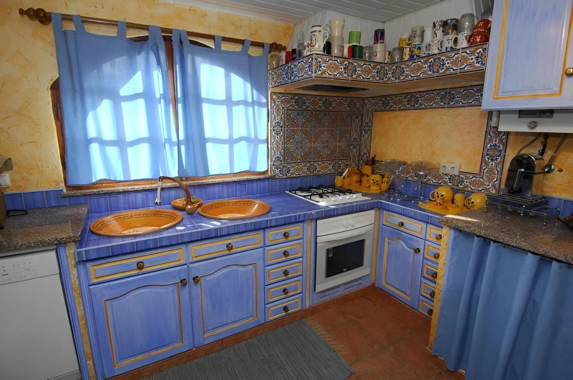 Kitchen or kitchenette in Quinta Forum