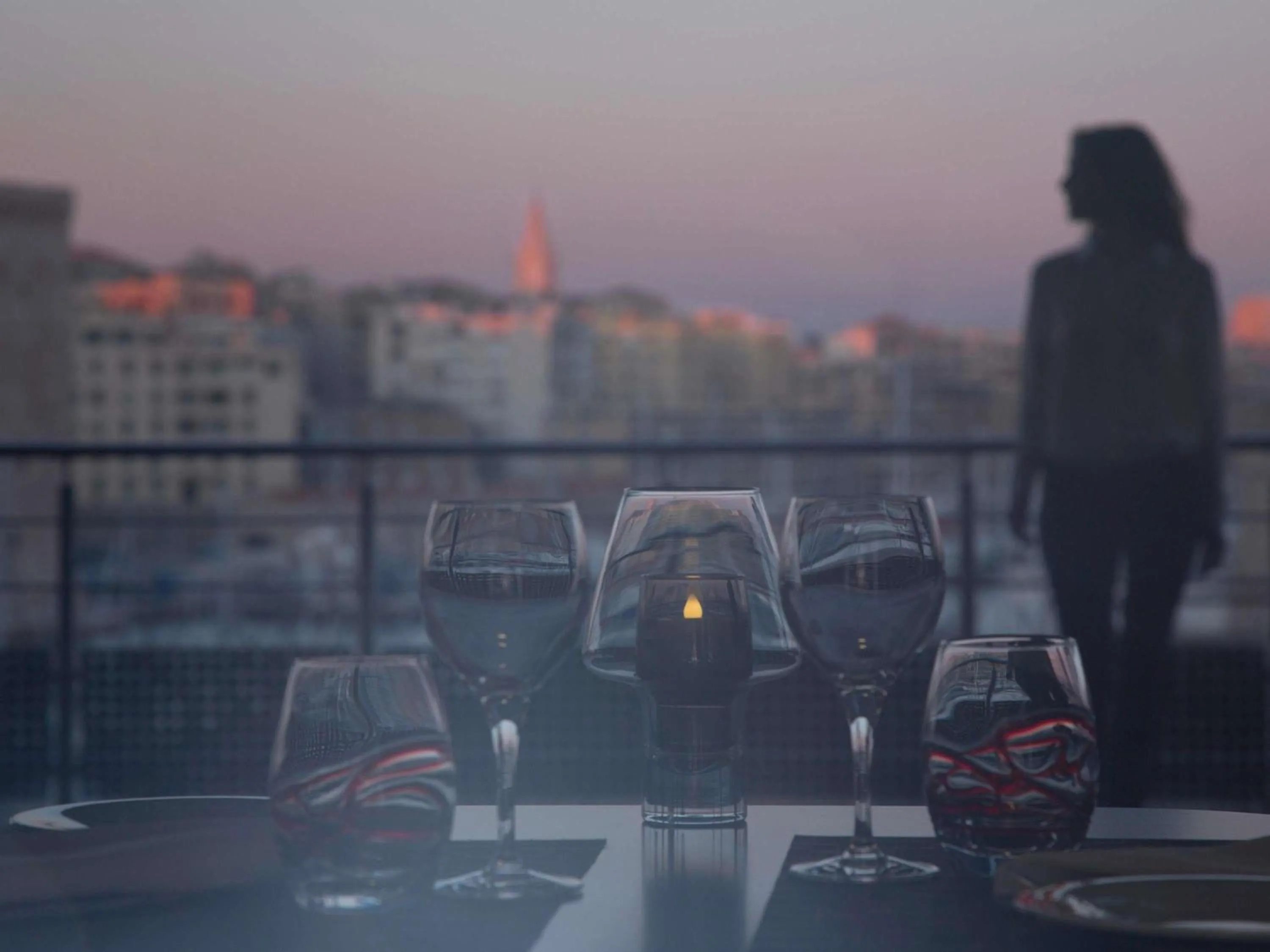 Restaurant/places to eat in Novotel Marseille Vieux Port