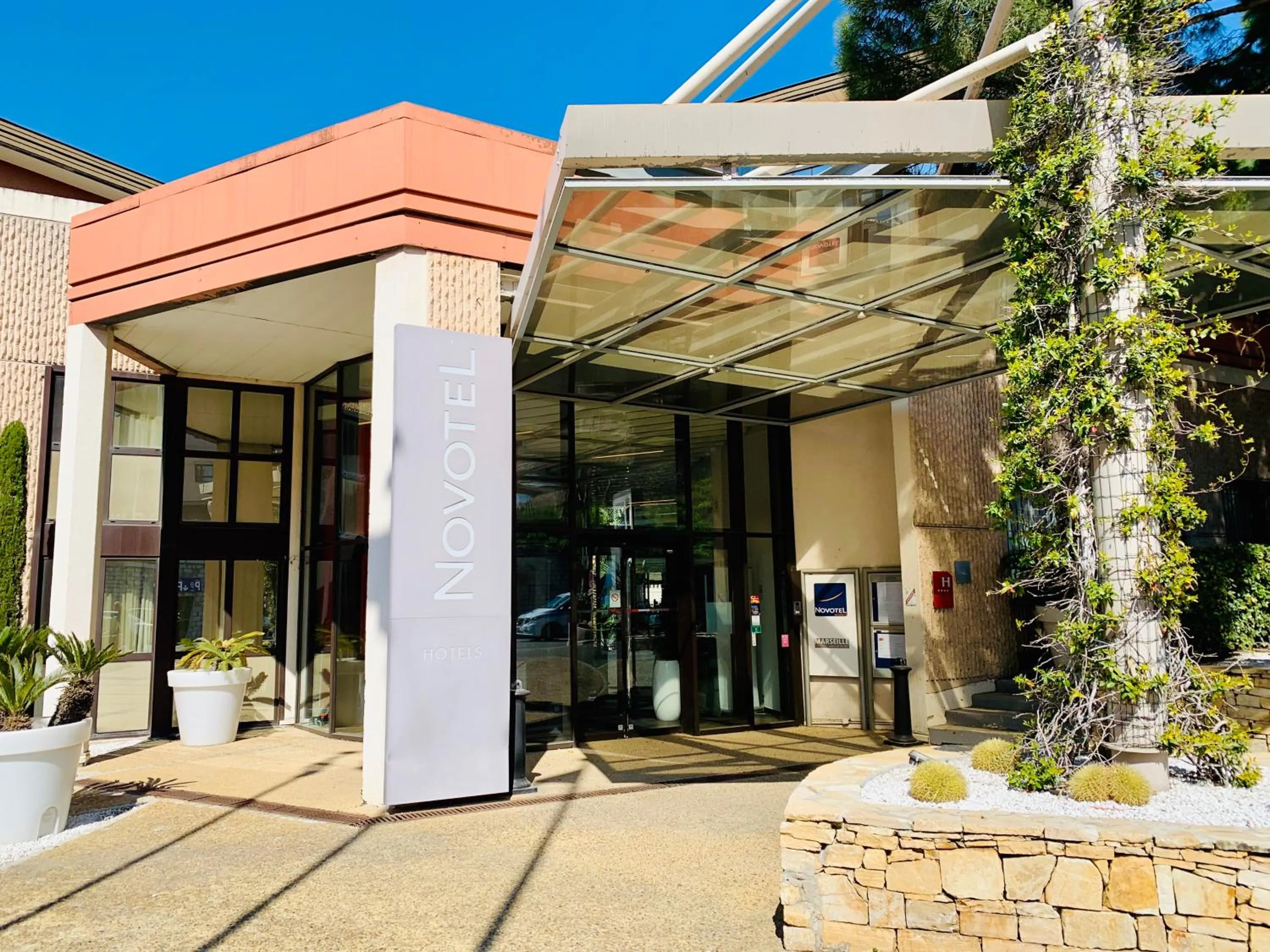 Property building in Novotel Marseille Vieux Port