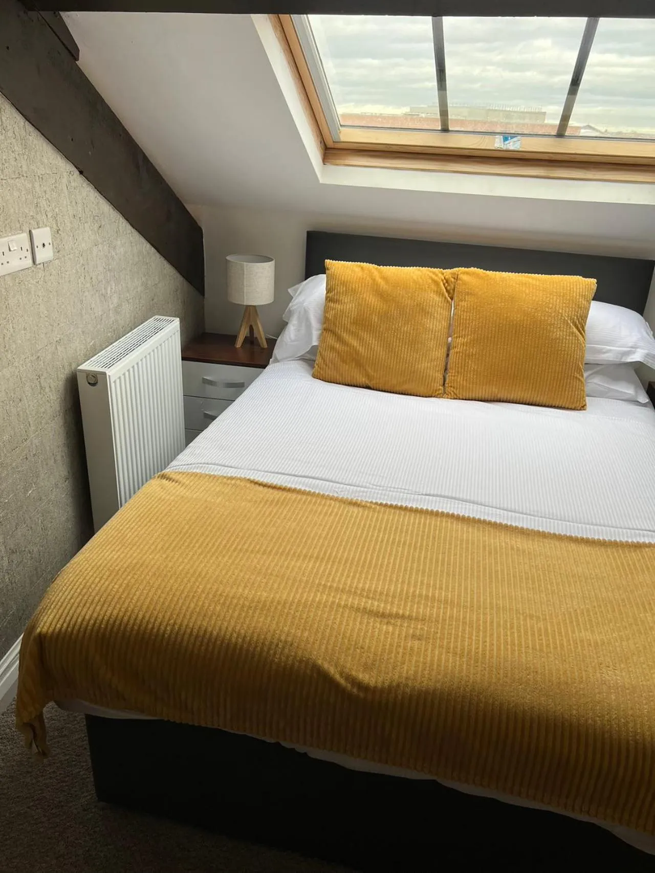 Bed in The Apple House