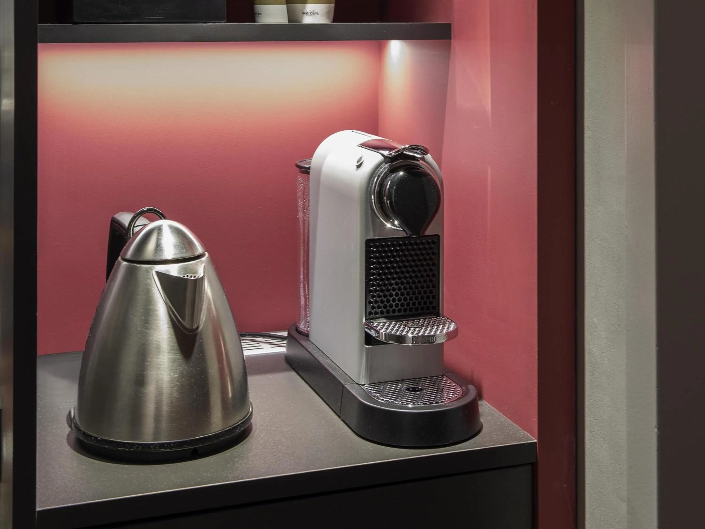 Bedroom in Mercure Lyon Charbonnières