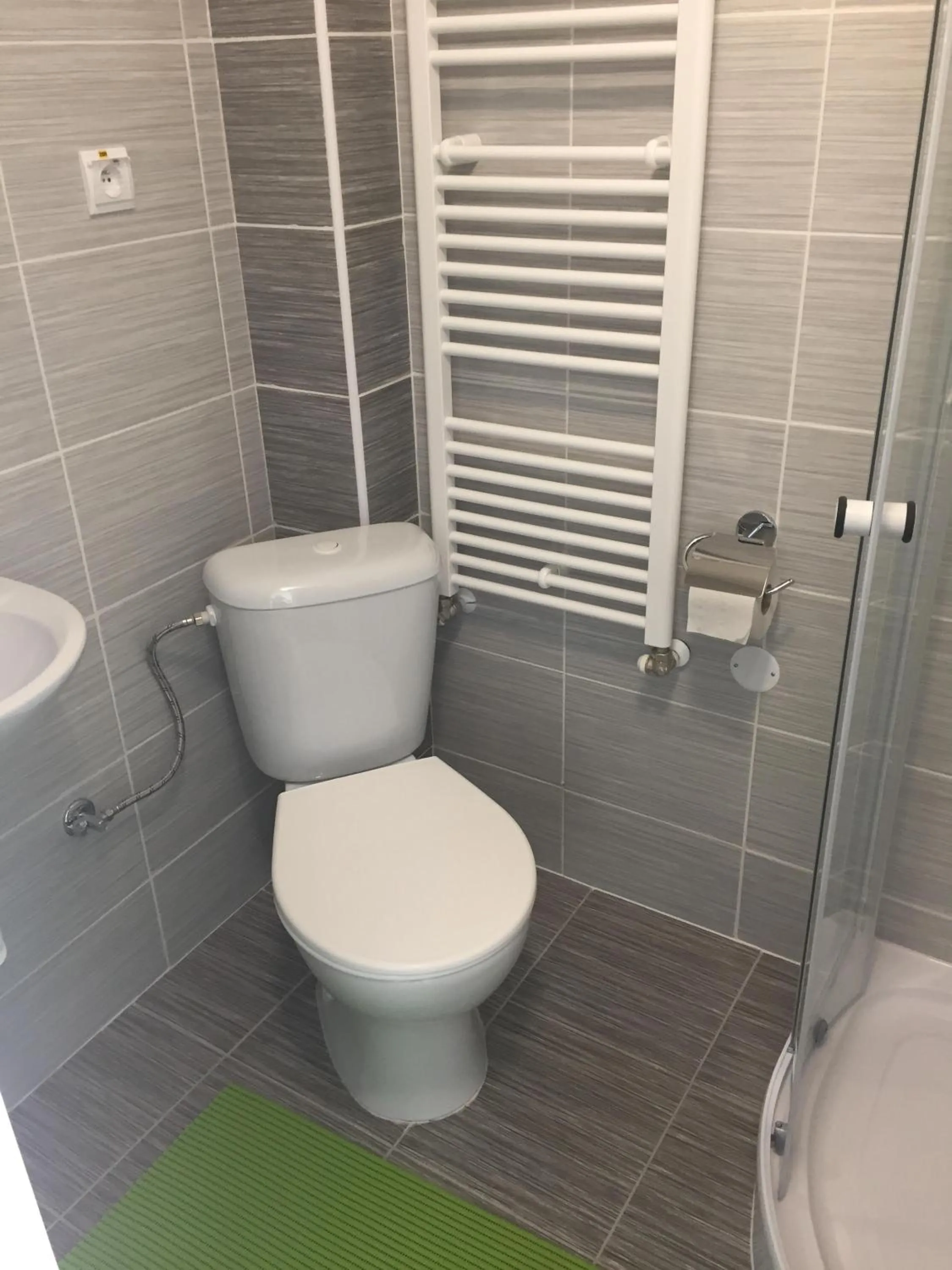 Bathroom in Garni Hotel 31