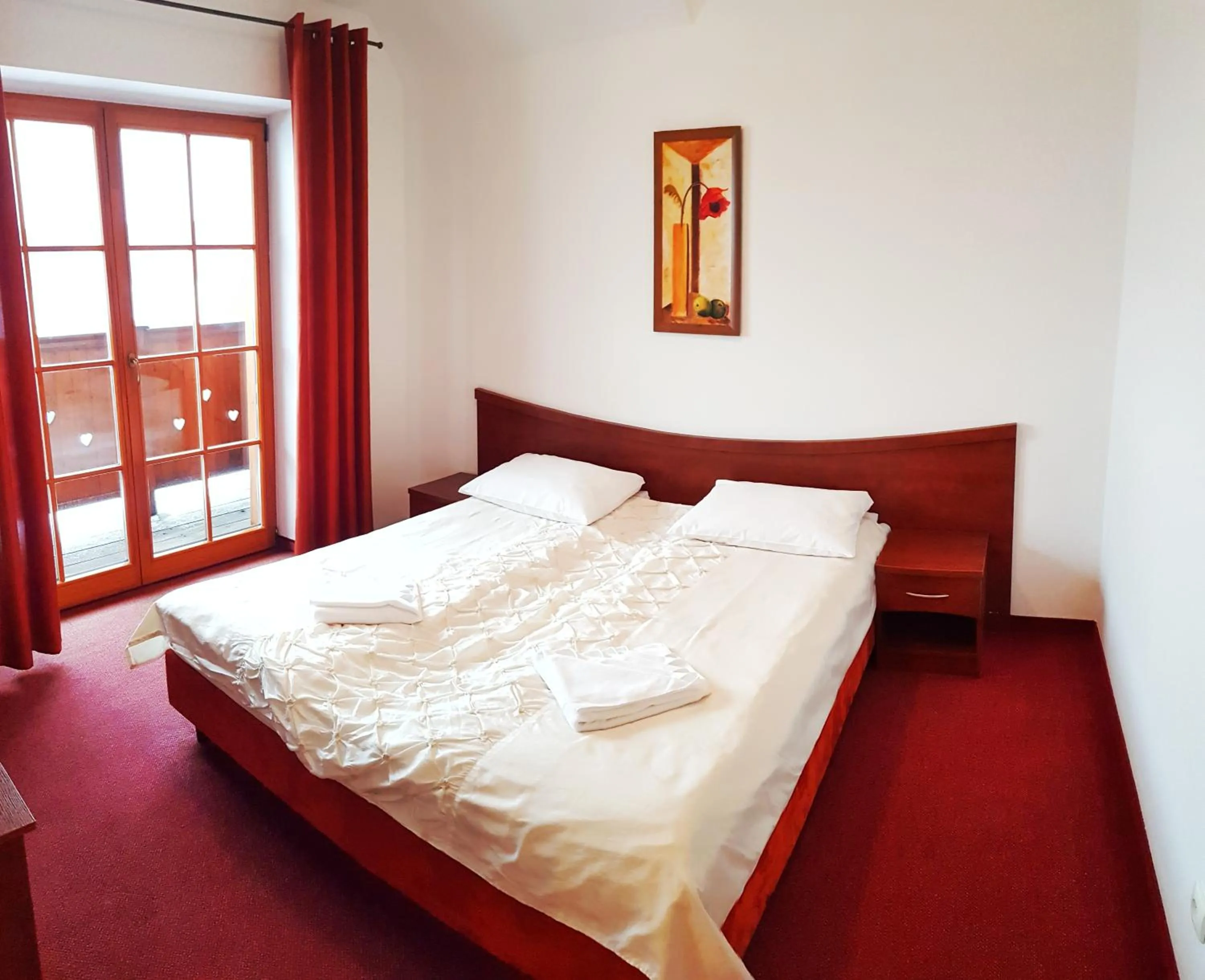 Photo of the whole room, Bed in Dwór Świętoszówka