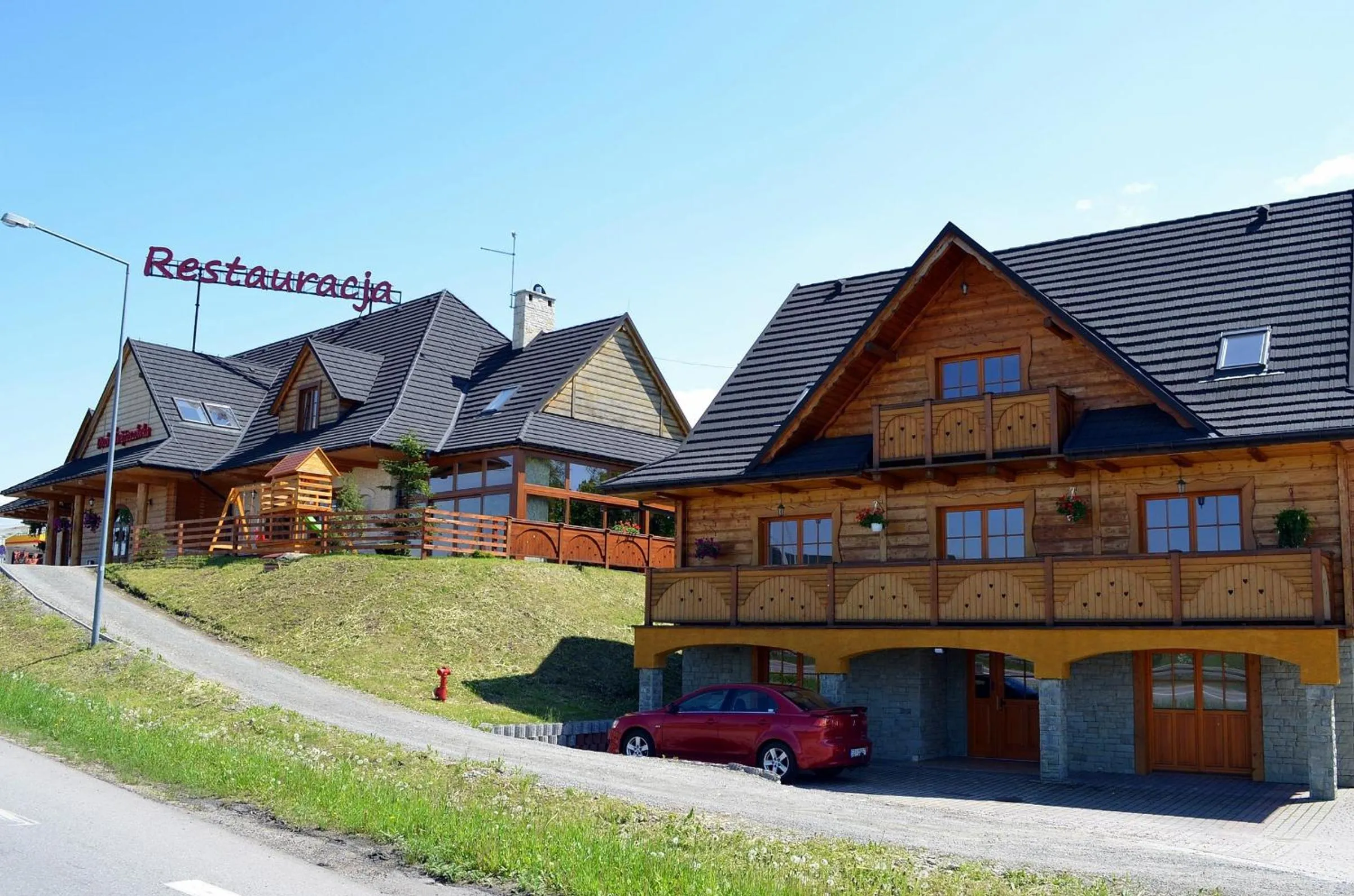 Facade/entrance, Property Building in Dw¿r ?wi?tosz¿wka