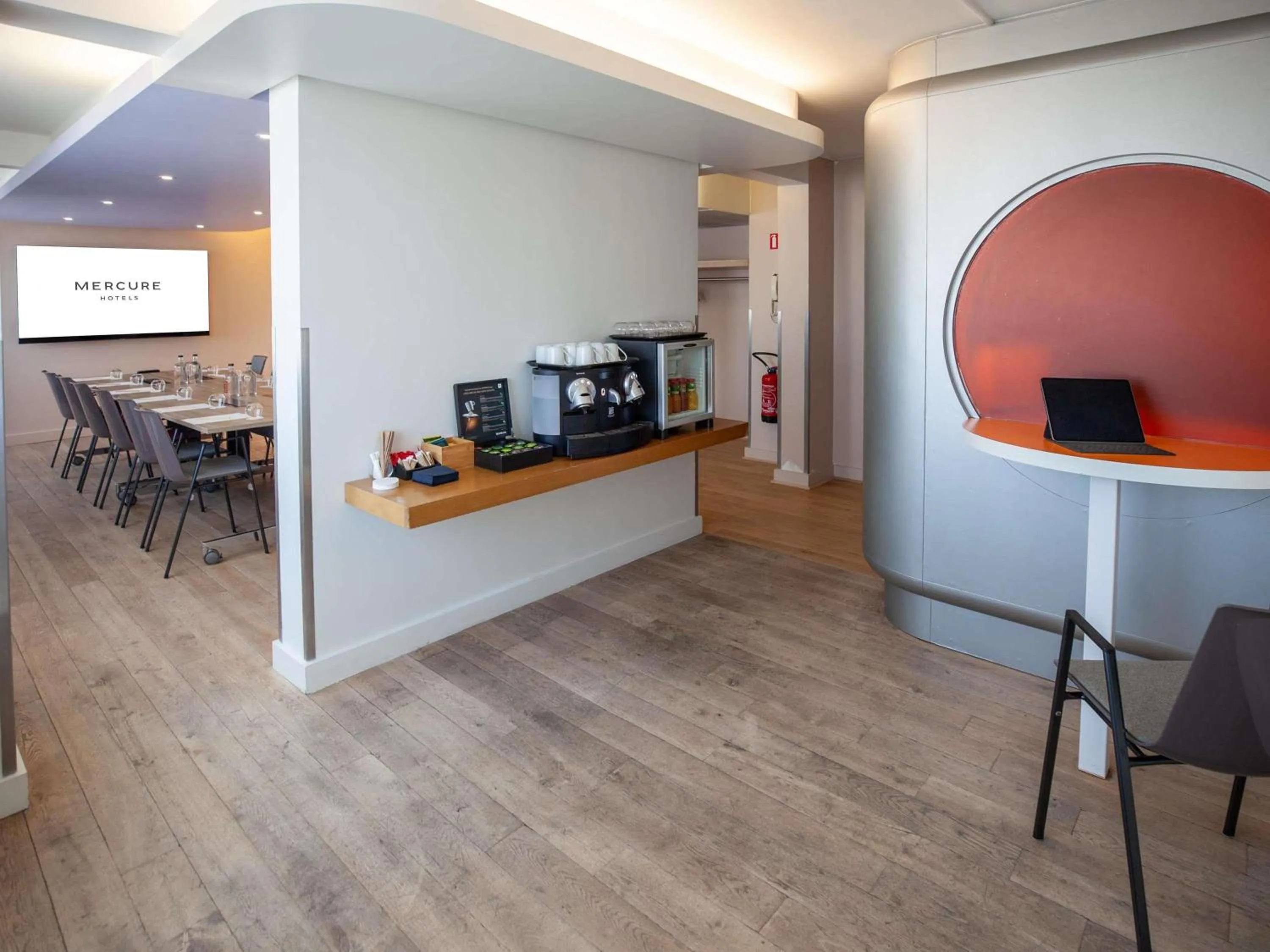 Meeting/conference room in Mercure Paris Centre Tour Eiffel