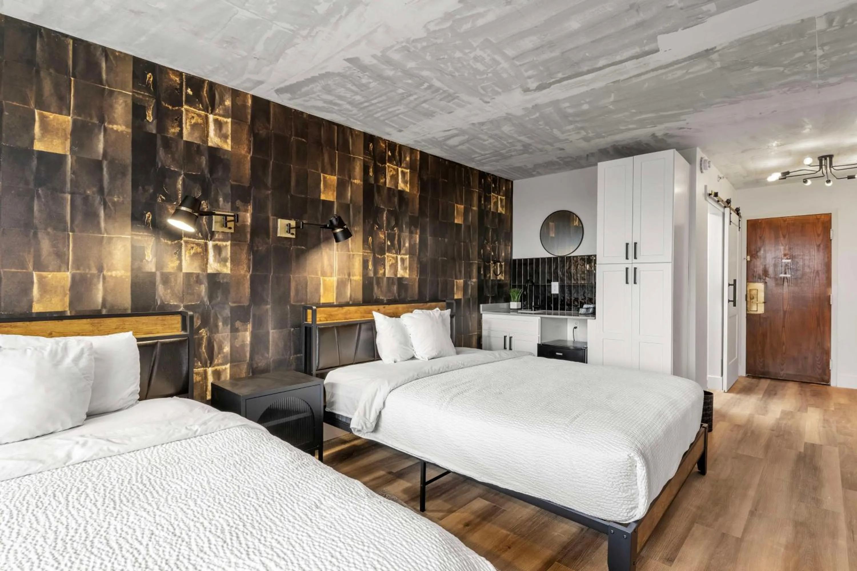 Bedroom, Bed in Red Lion Hotel Charlotte