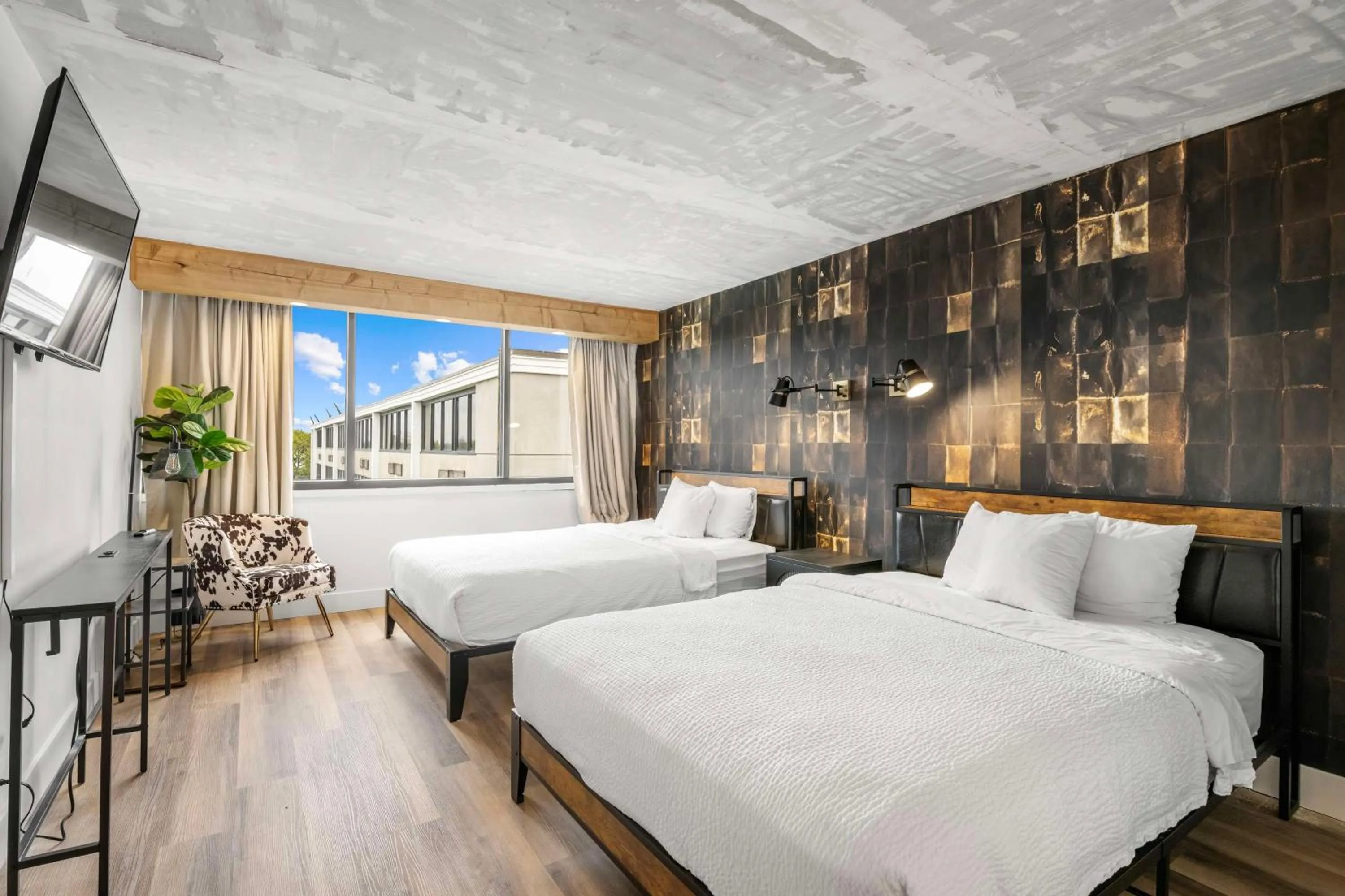 Bedroom, Bed in Red Lion Hotel Charlotte