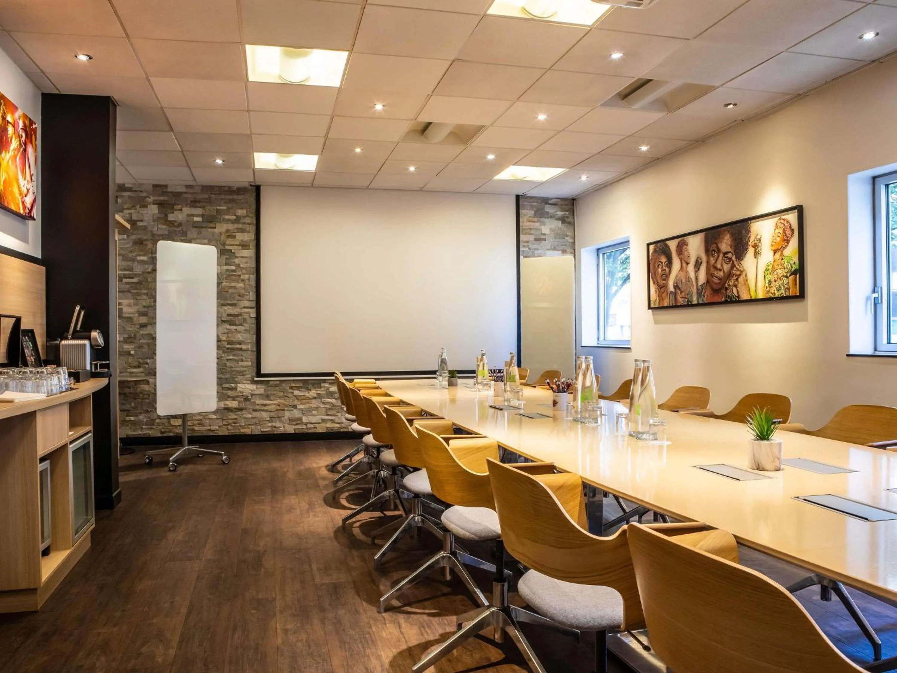Meeting/conference room in ibis Styles Paris Bercy