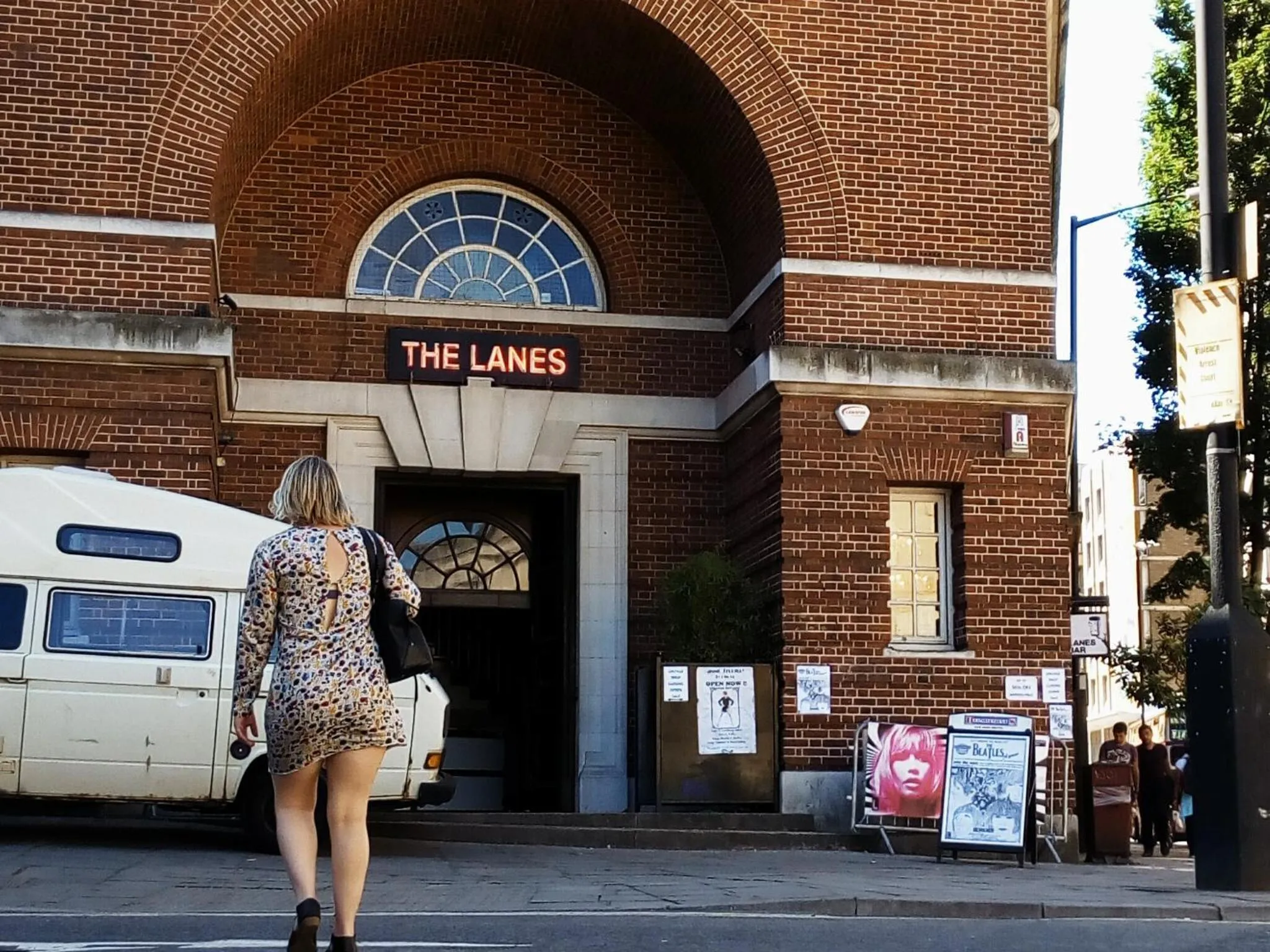 Facade/entrance in Rock n Bowl