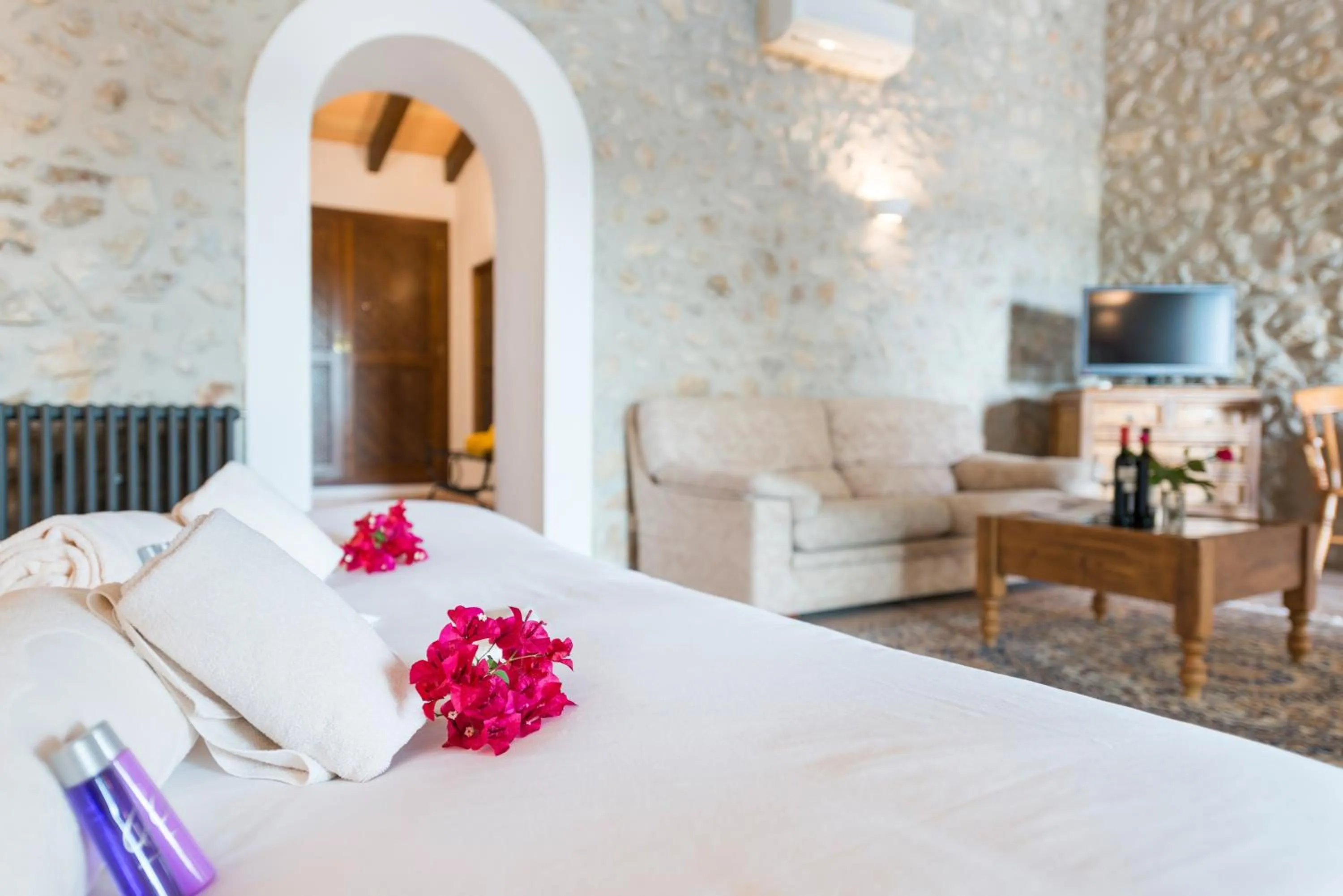 Bedroom, Bed in New Can Furios Hotel by Can Calco Hotels