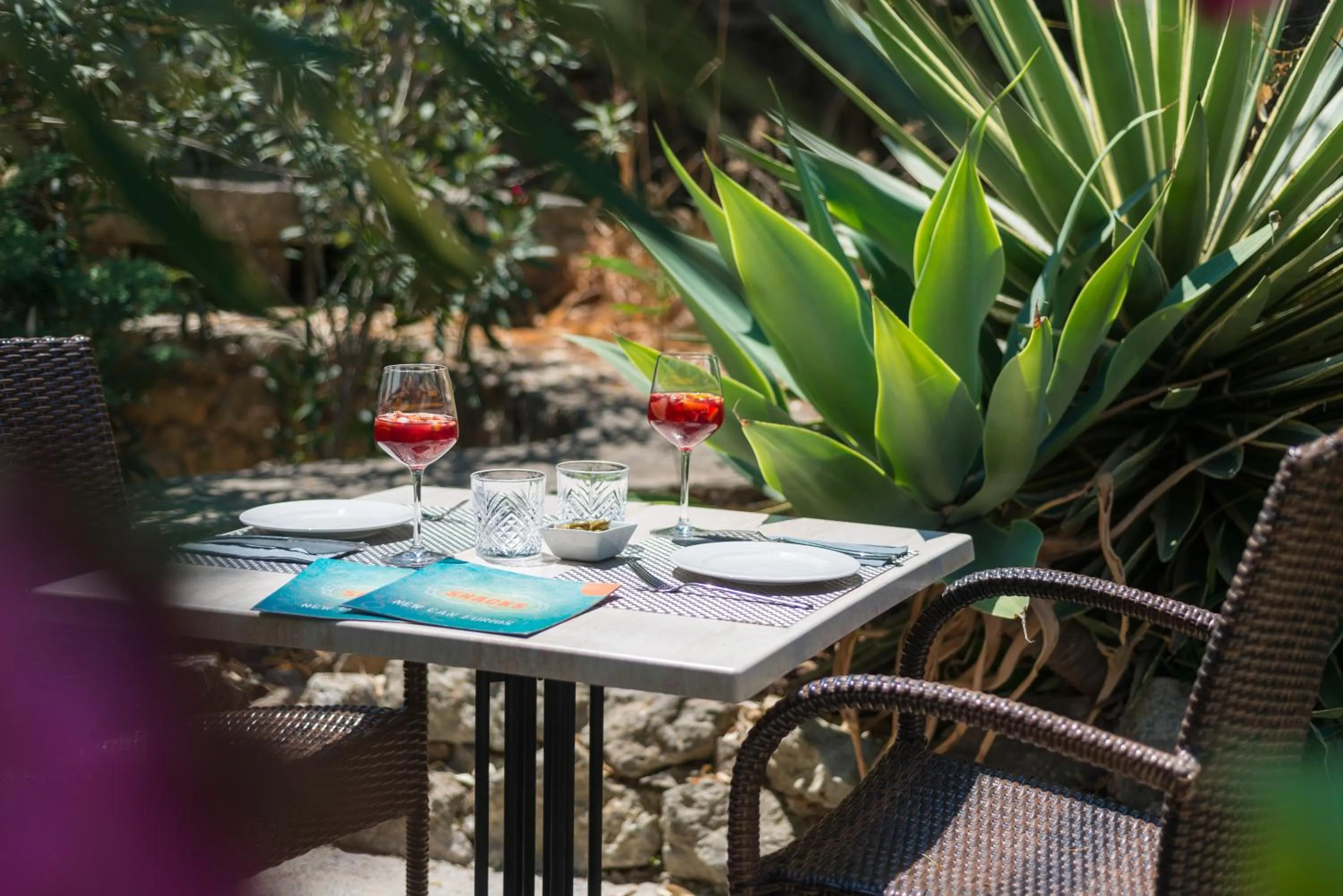 Drinks in New Can Furios Hotel by Can Calco Hotels