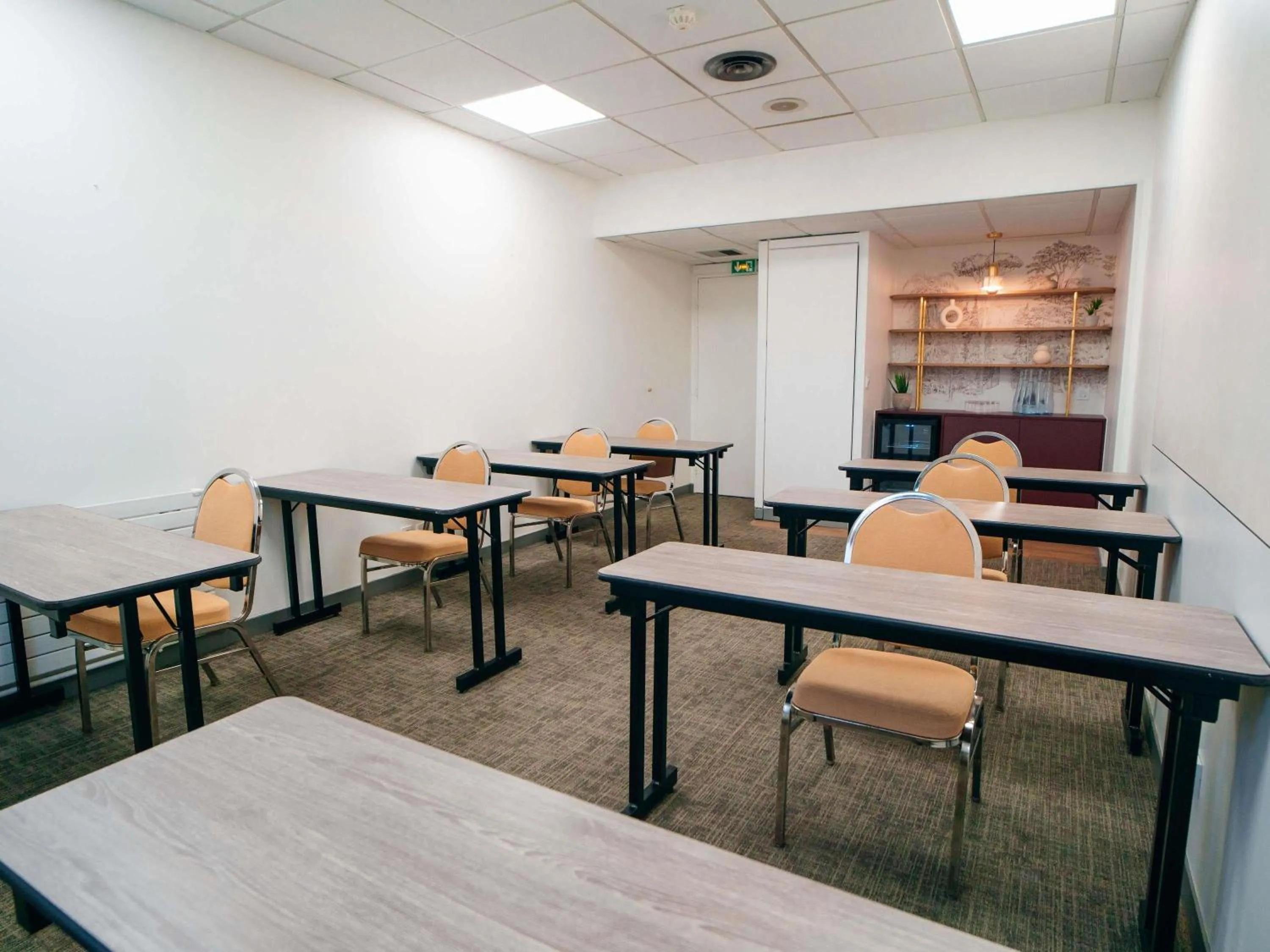 Meeting/conference room in Mercure Paris Val de Fontenay