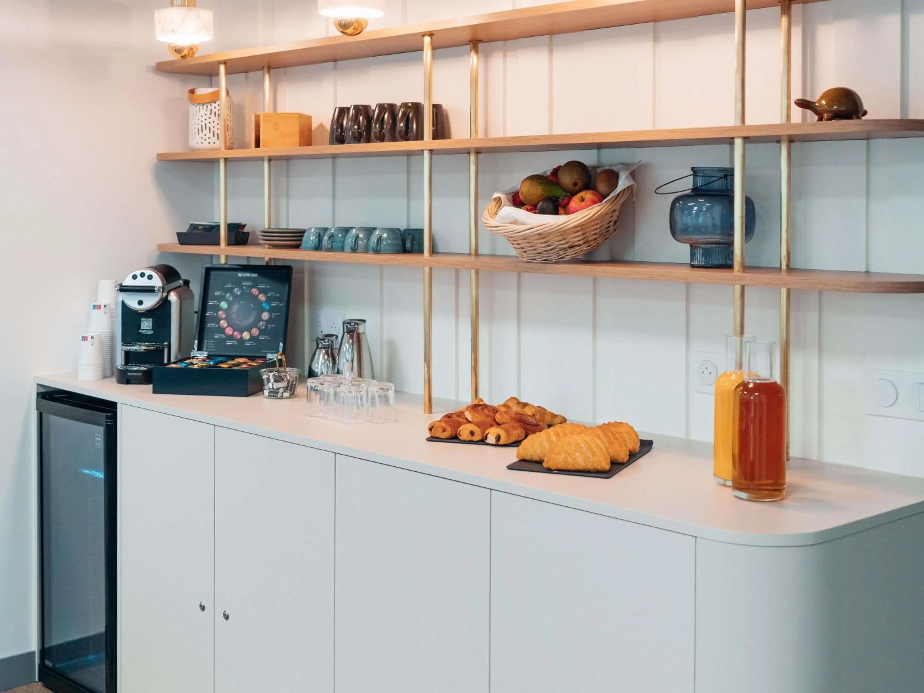 Meeting/conference room in Mercure Paris Val de Fontenay