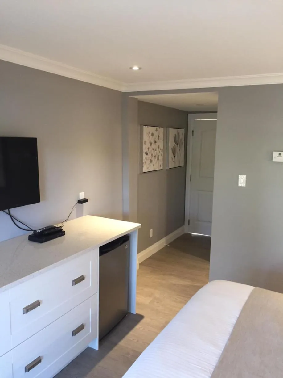 Bedroom in Somerset Lakeside Resort