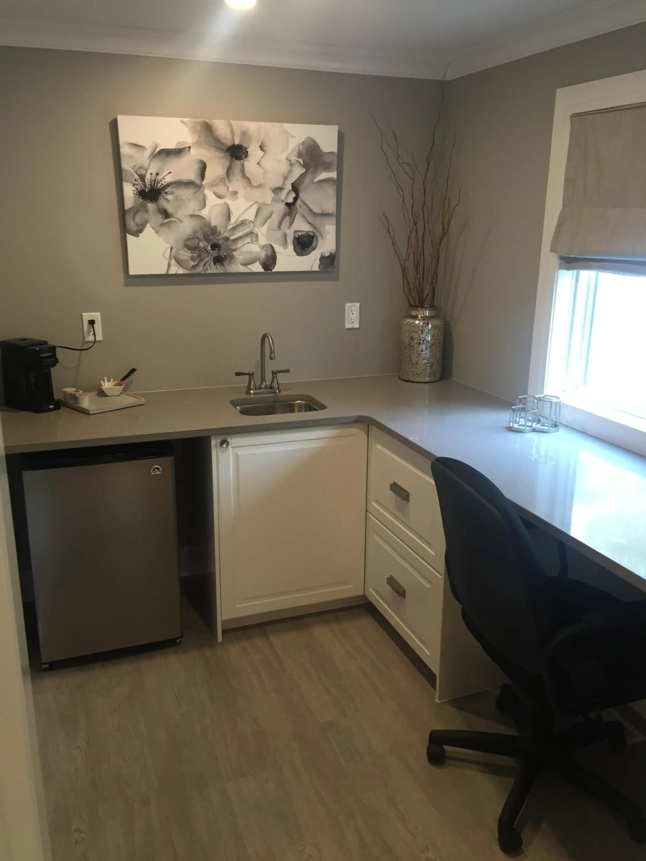 Kitchen or kitchenette in Somerset Lakeside Resort