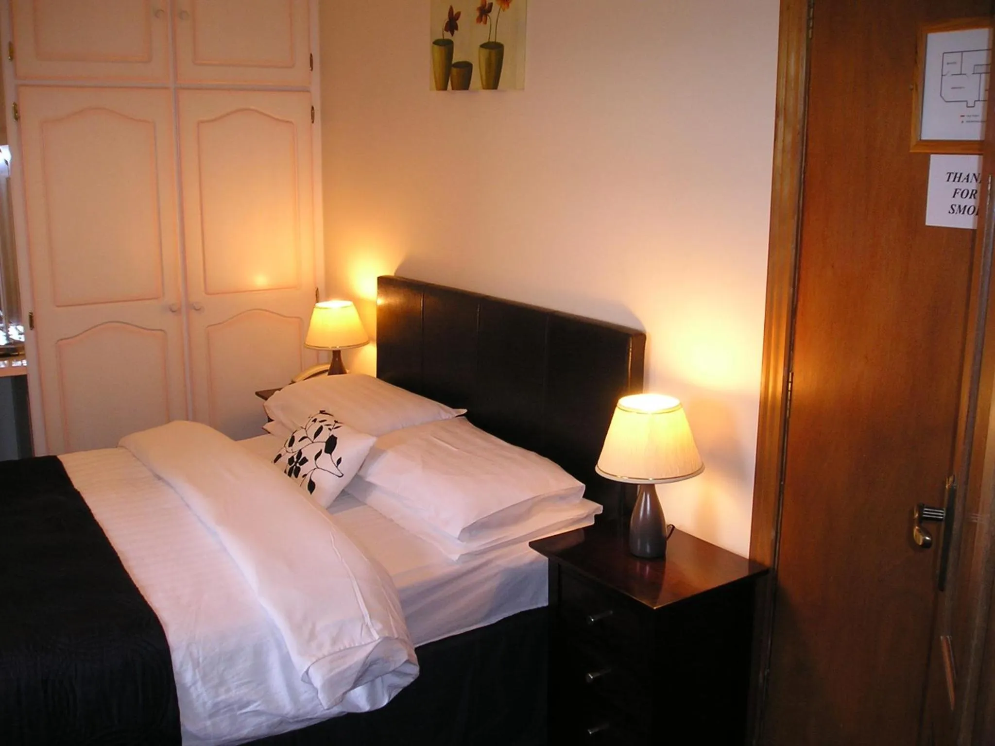 Decorative detail, Bed in Mountain View Guesthouse