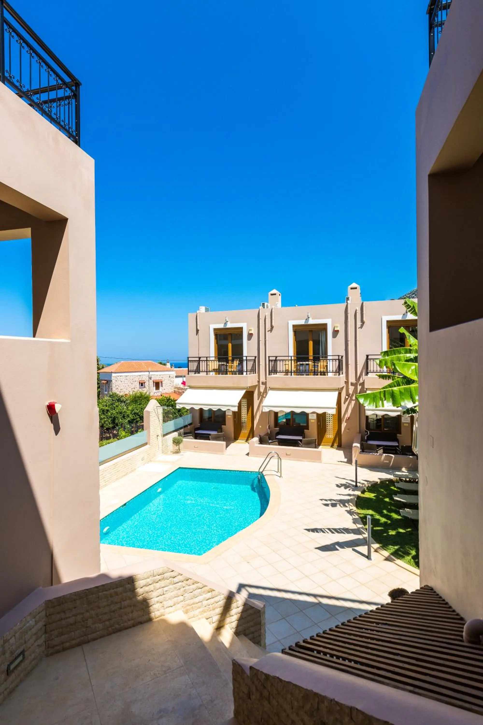 Swimming pool in Pantheon Villas & Suites