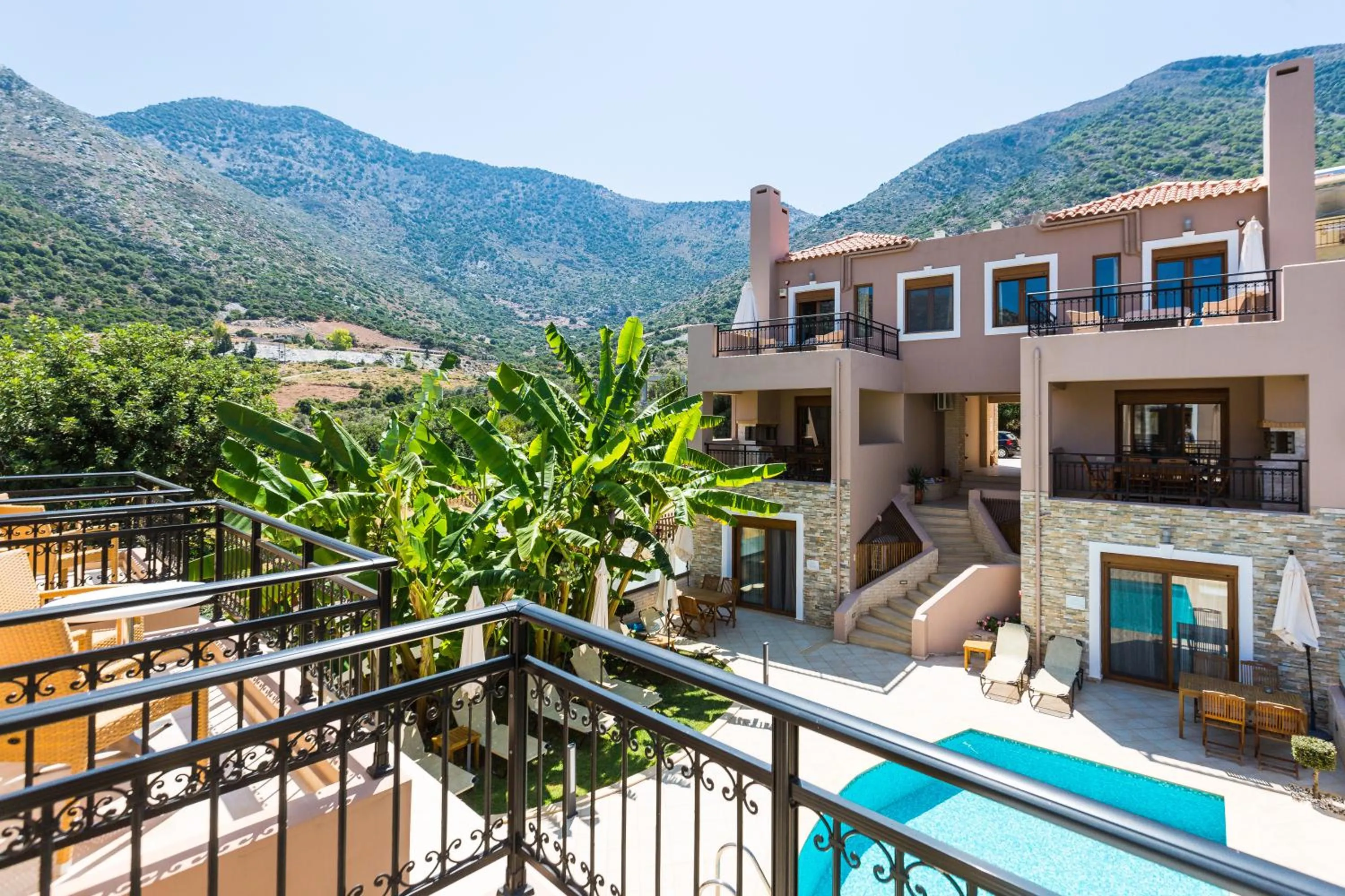 Balcony/Terrace in Pantheon Villas & Suites