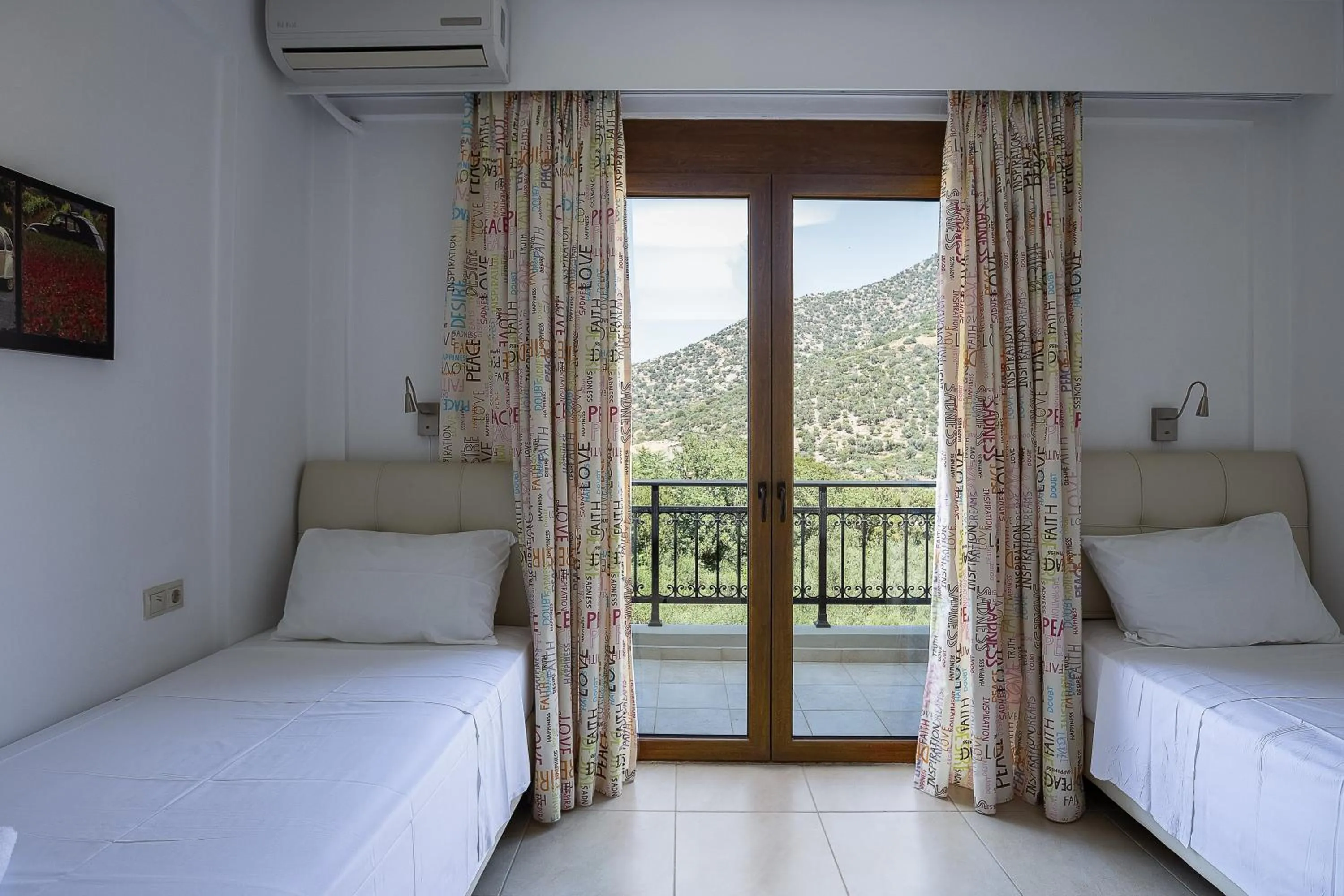 Bedroom, Bed in Pantheon Villas & Suites