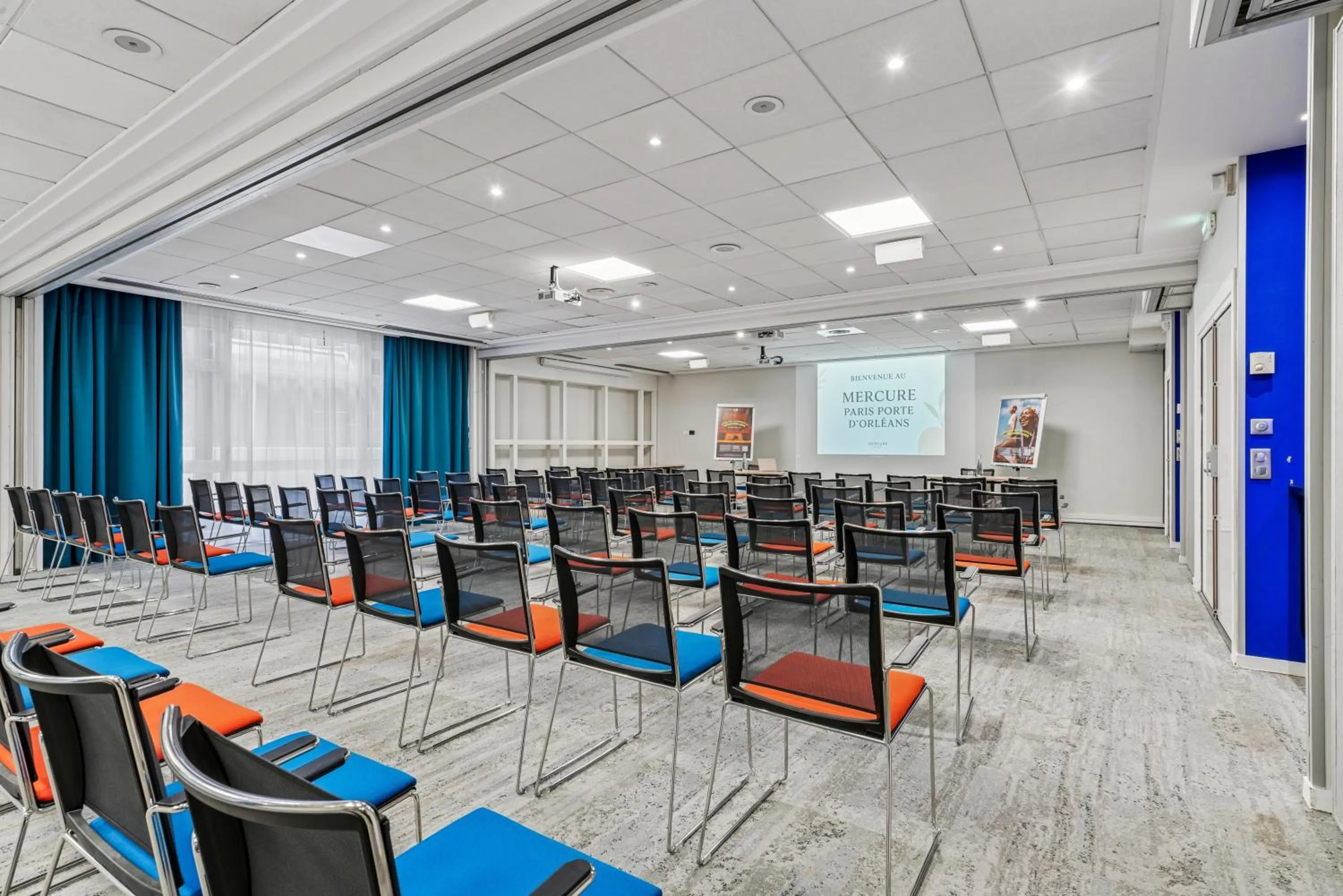 Meeting/conference room in Mercure Paris Porte d'Orleans