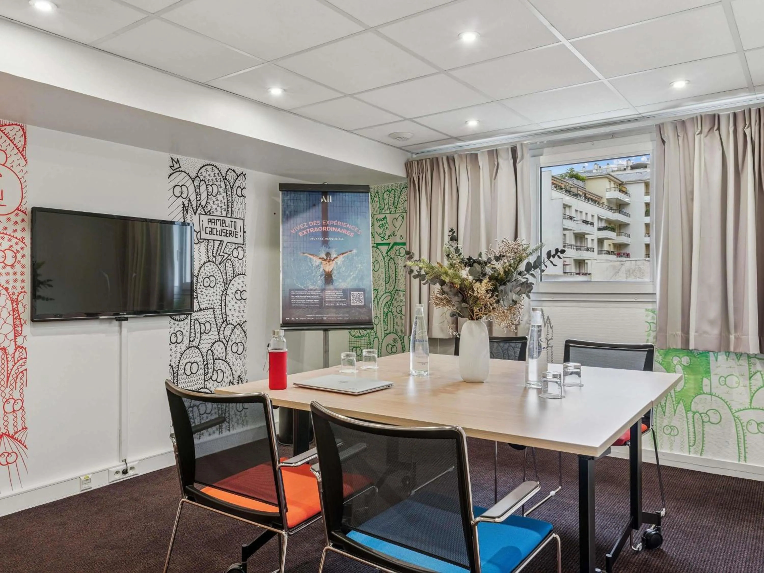 Meeting/conference room in Mercure Paris Porte d'Orleans