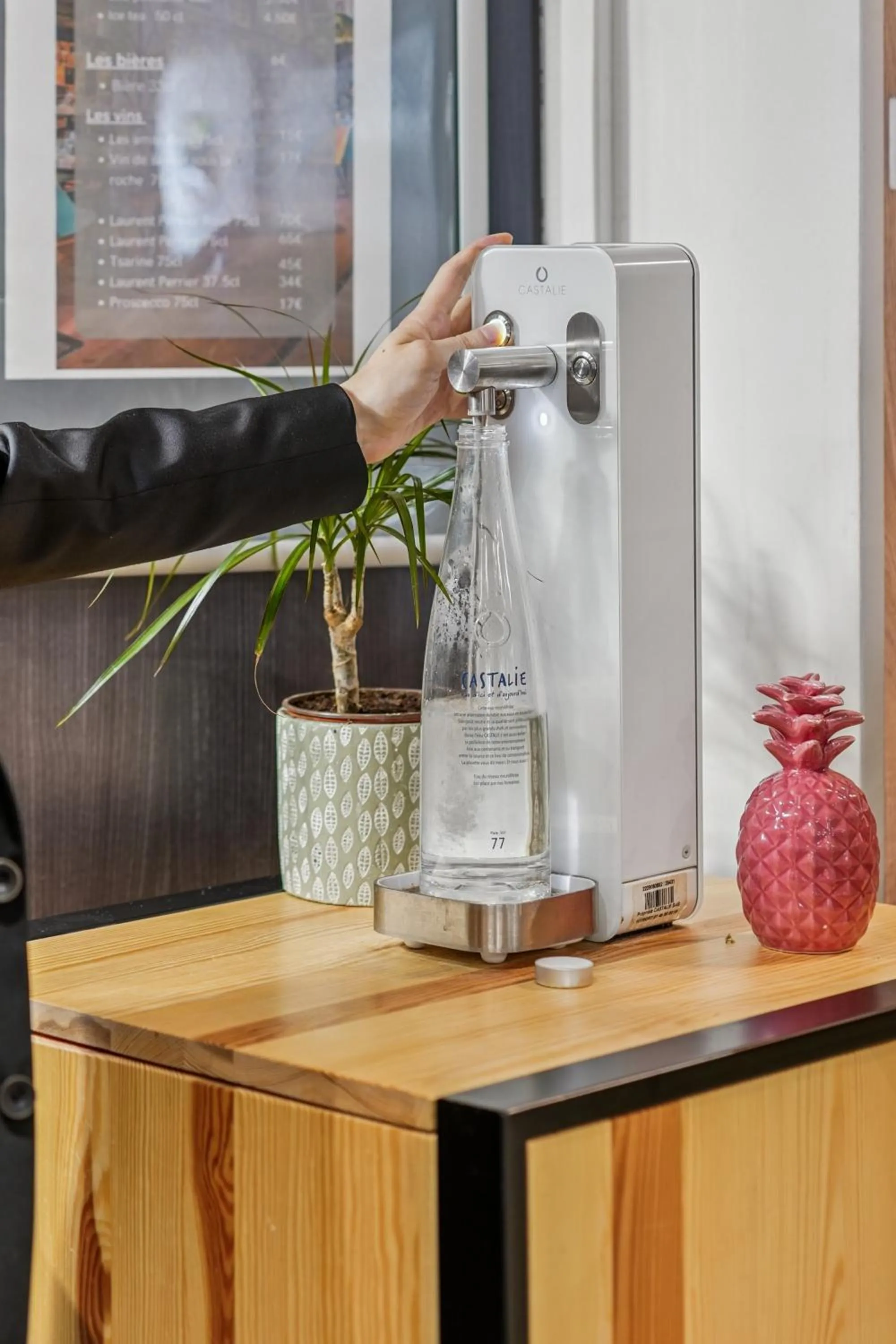 Coffee/tea facilities in Mercure Paris Porte d'Orleans
