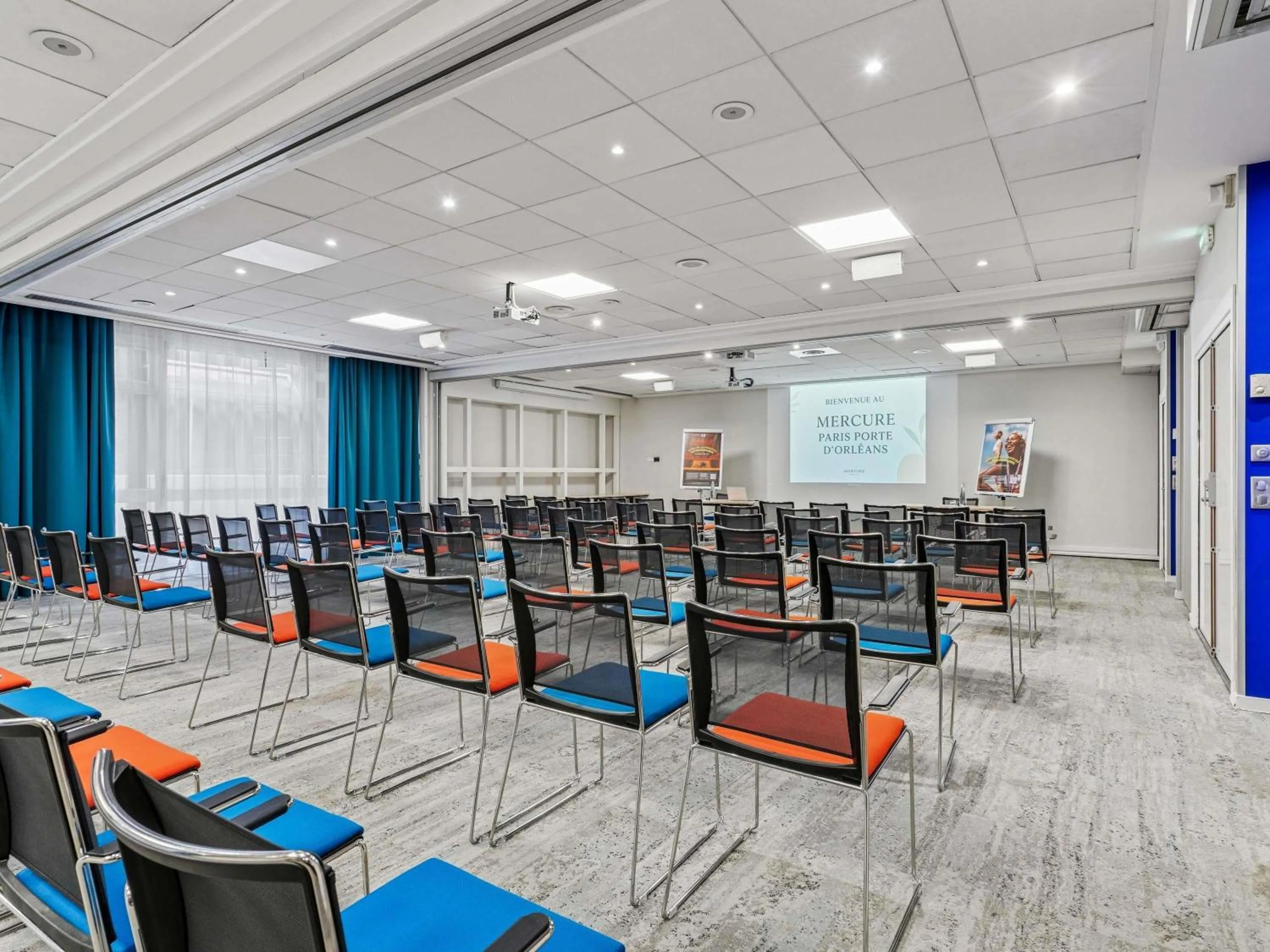 Meeting/conference room in Mercure Paris Porte d'Orleans