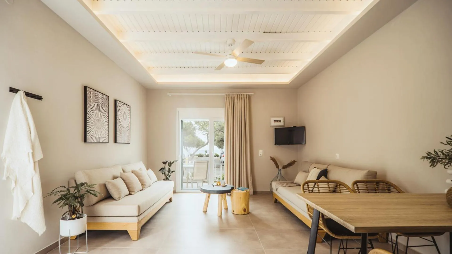 TV and multimedia in Fata Morgana Studios & Apartments