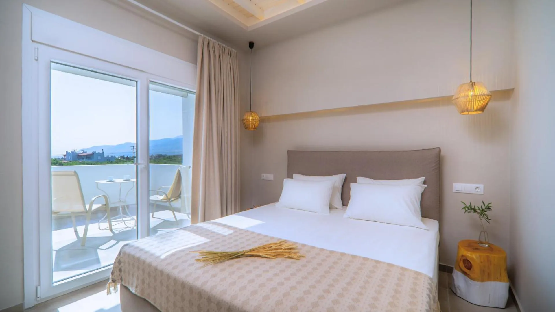 Bed in Fata Morgana Studios & Apartments