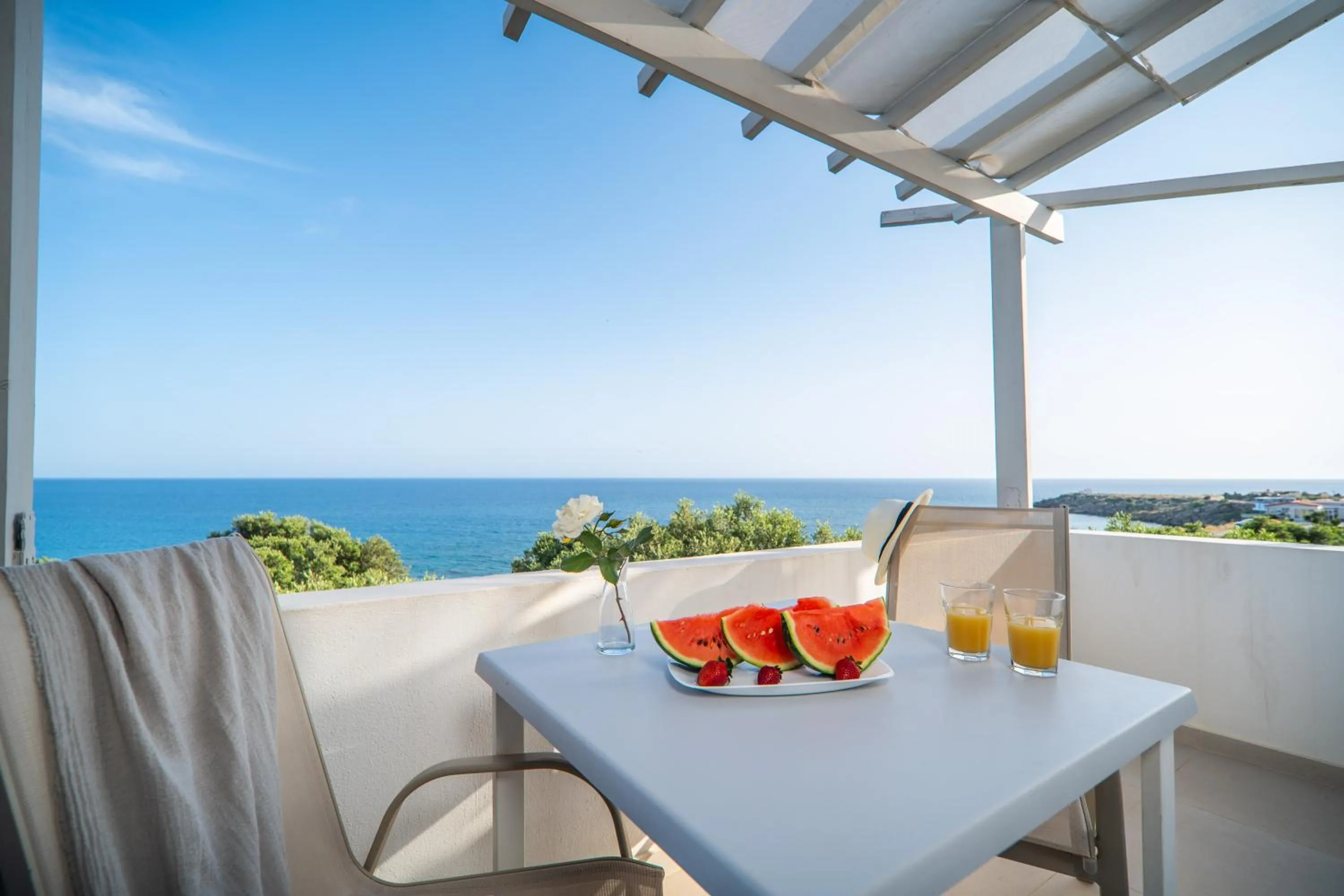 Day in Fata Morgana Studios & Apartments