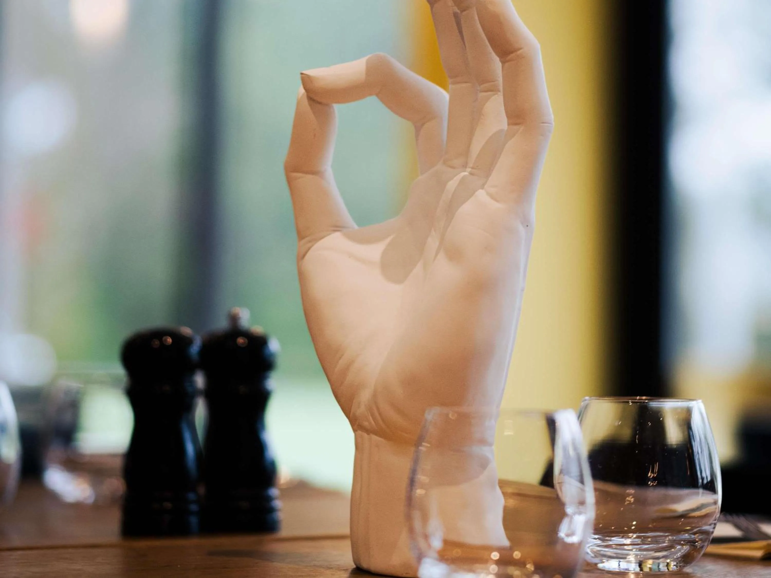 Restaurant/places to eat in Novotel Bayeux