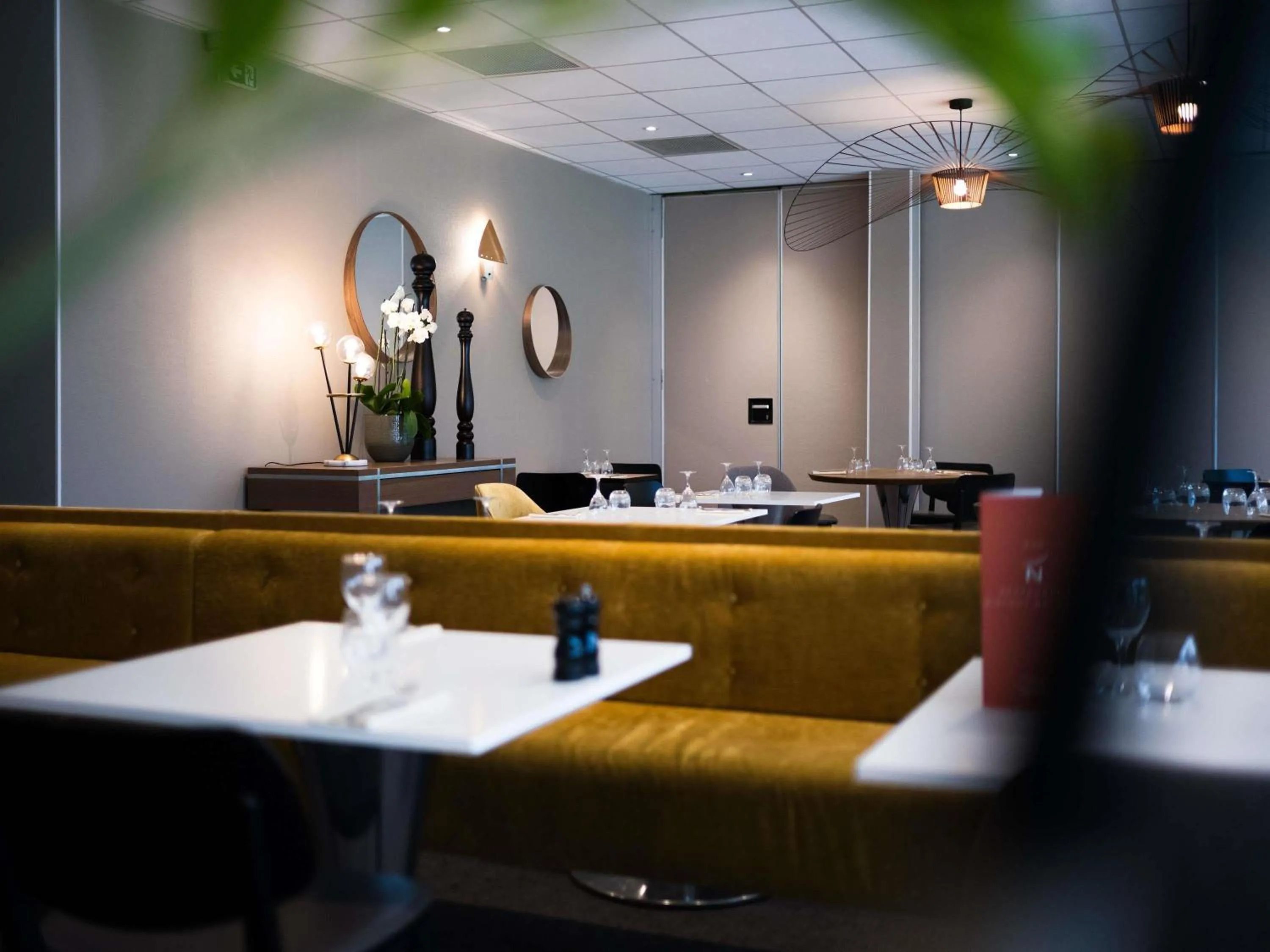 Restaurant/places to eat in Novotel Bayeux