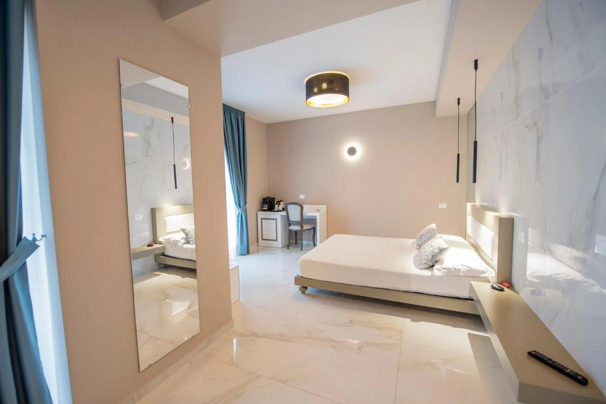 Photo of the whole room, Bed in Milazzo Aeolian Sea Port B&B