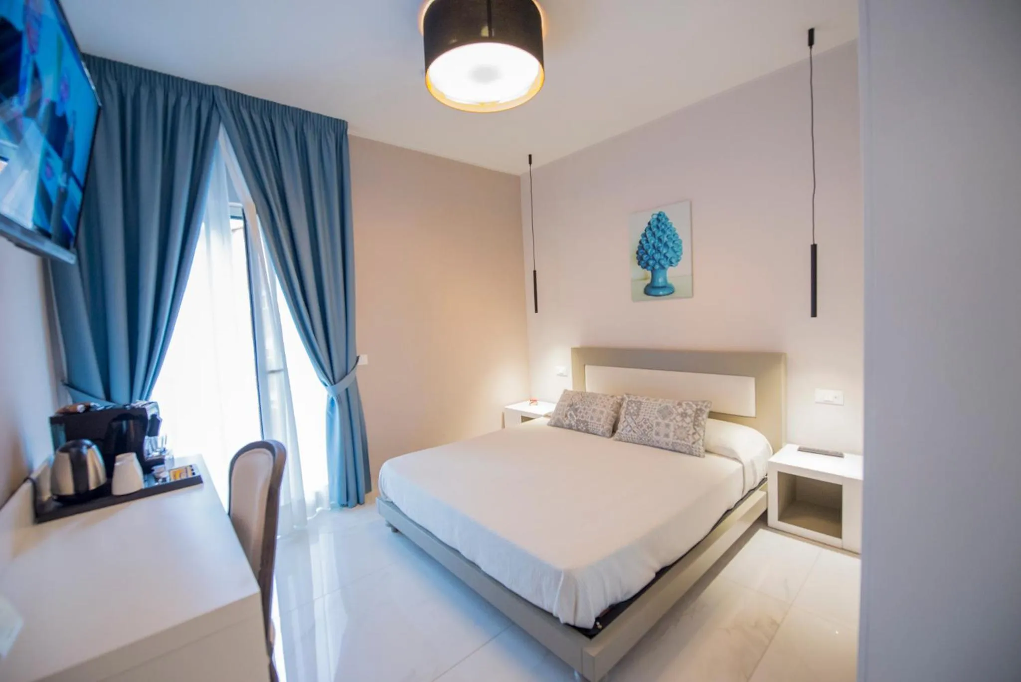 Photo of the whole room, Bed in Milazzo Aeolian Sea Port B&B