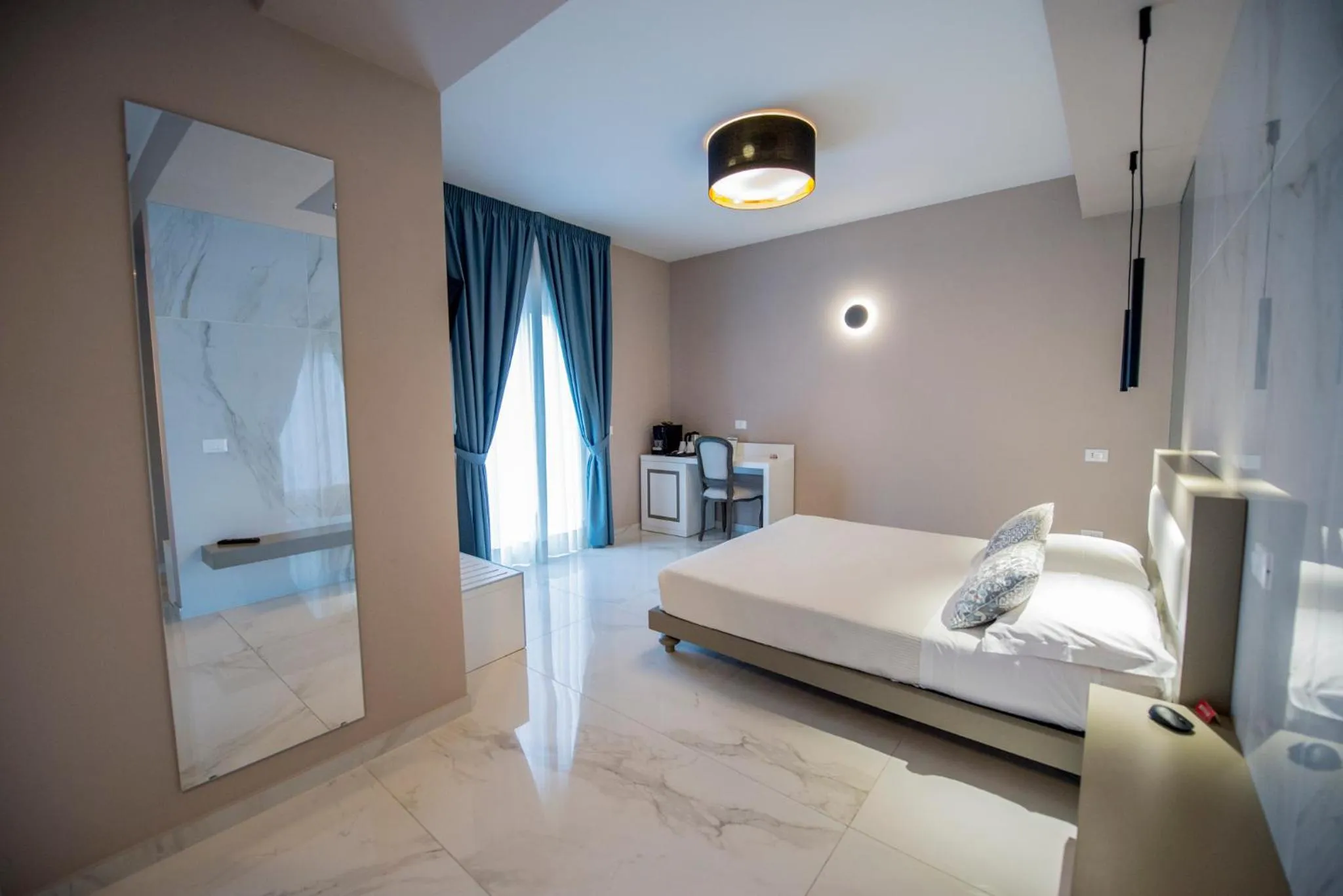 Photo of the whole room, Bed in Milazzo Aeolian Sea Port B&B