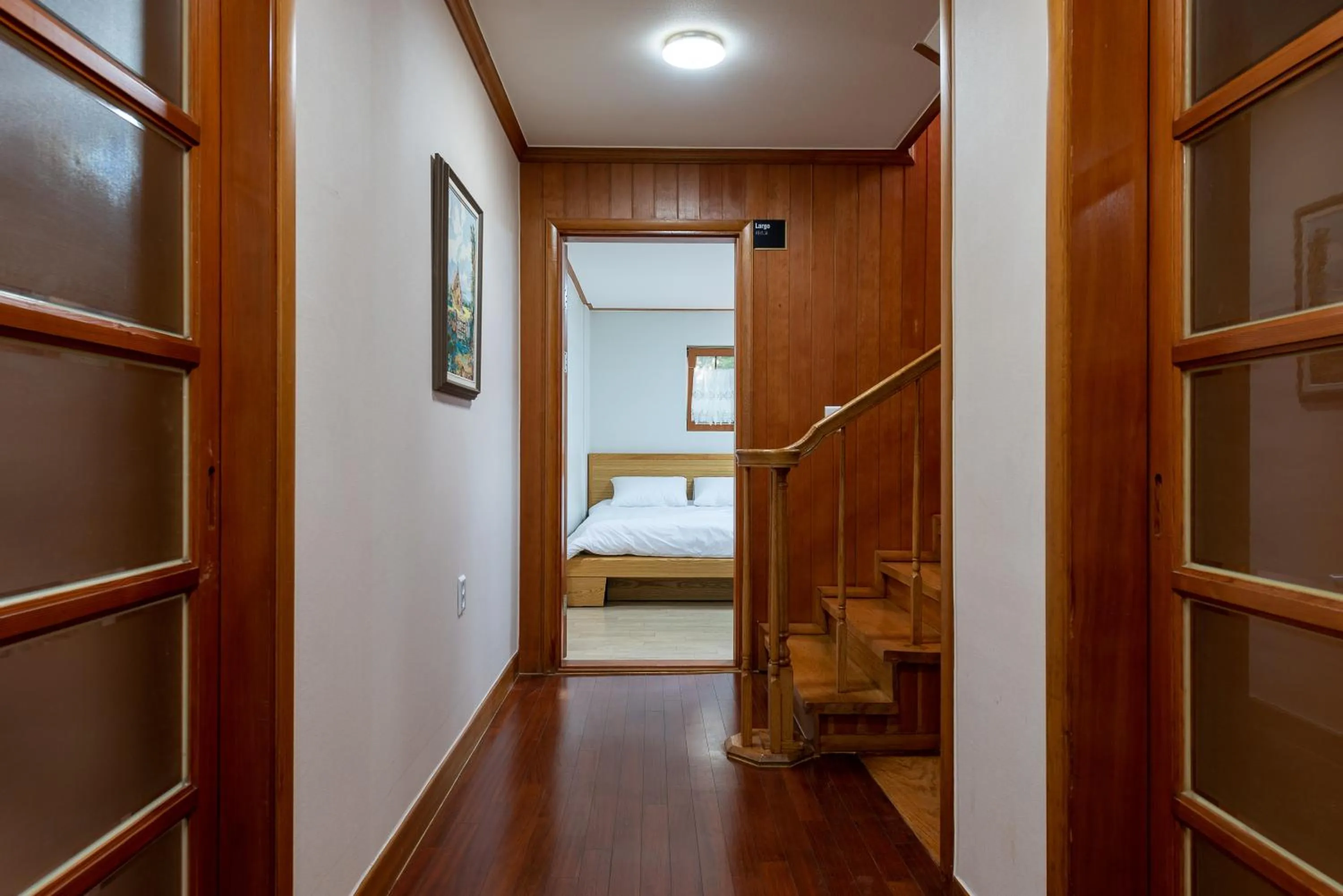 Bed in The Hyu Largo