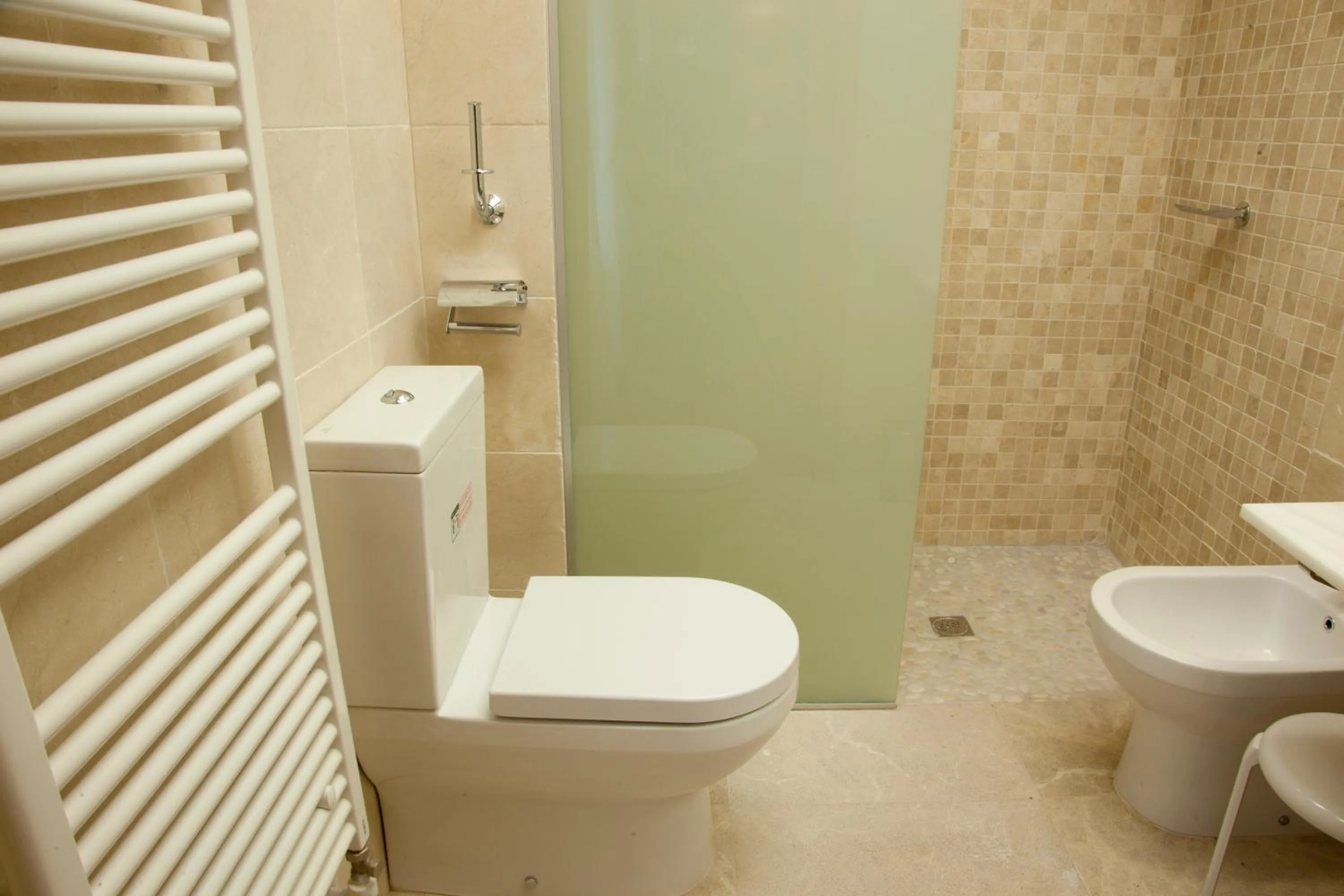 Bathroom in Hotel Cardenal Ram