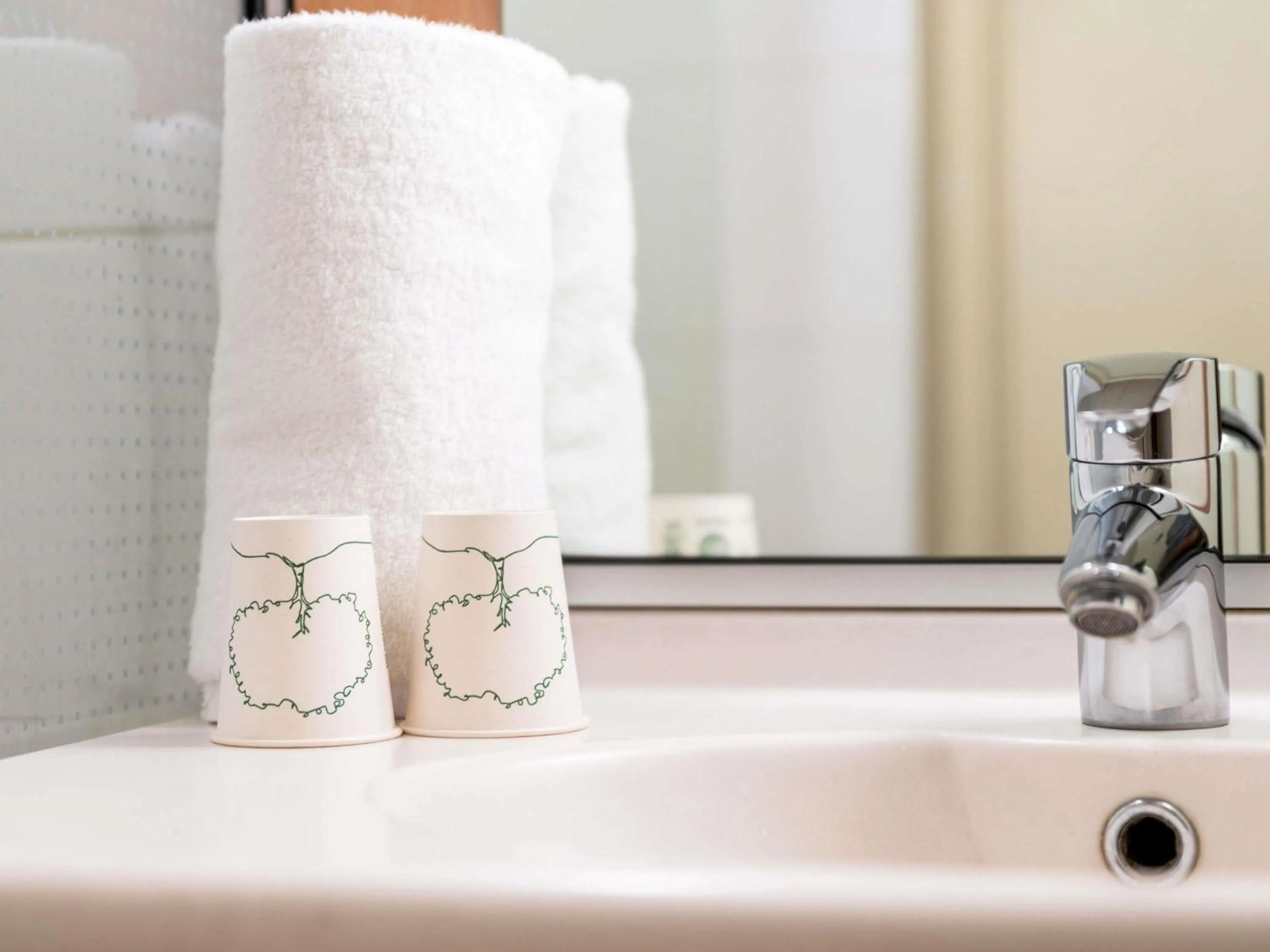 Bedroom in ibis Lyon Gare Part Dieu