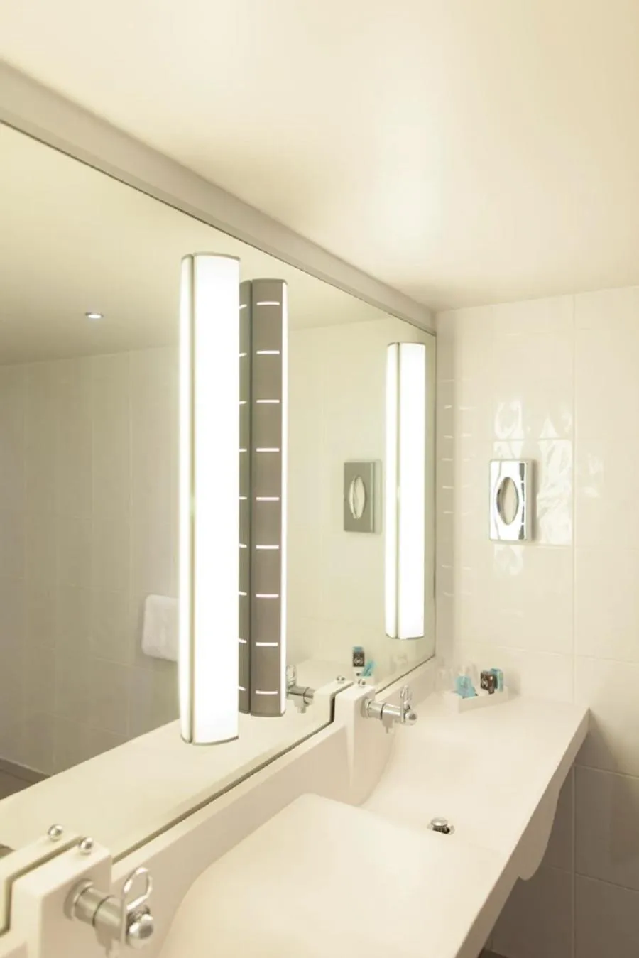 Bathroom in Novotel Metz Centre