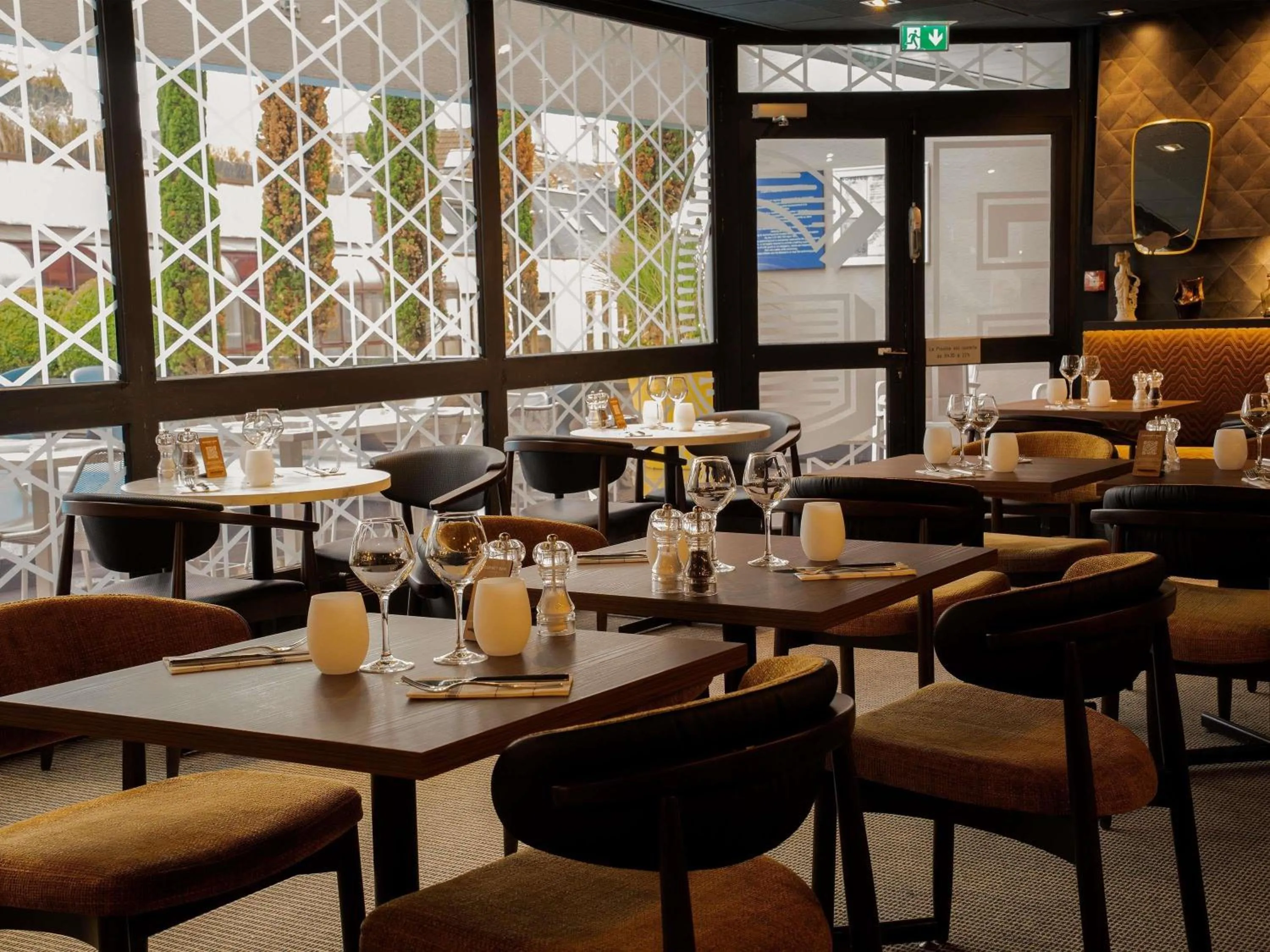 Restaurant/places to eat in Novotel Metz Centre