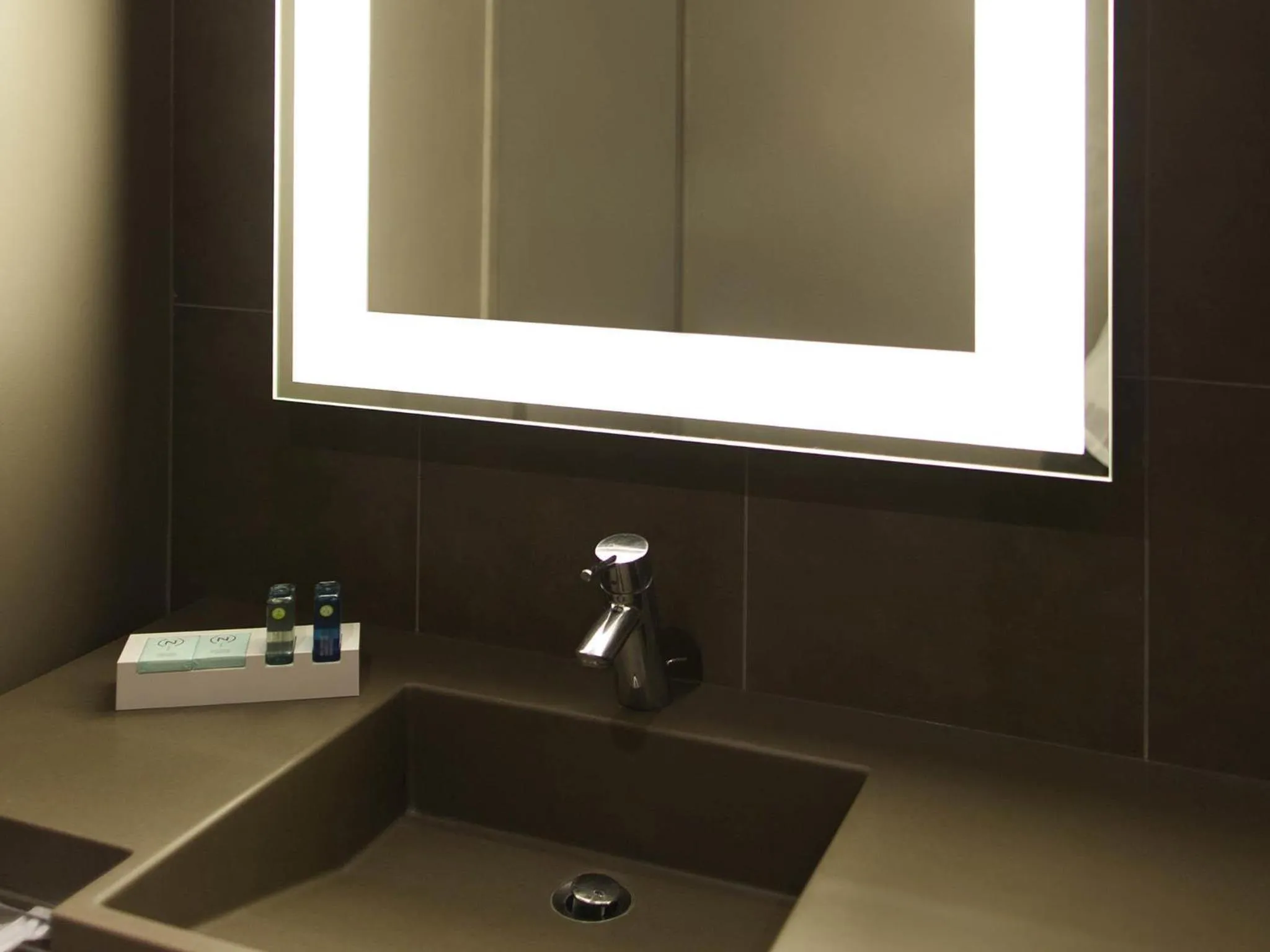 Bedroom in Novotel Metz Centre