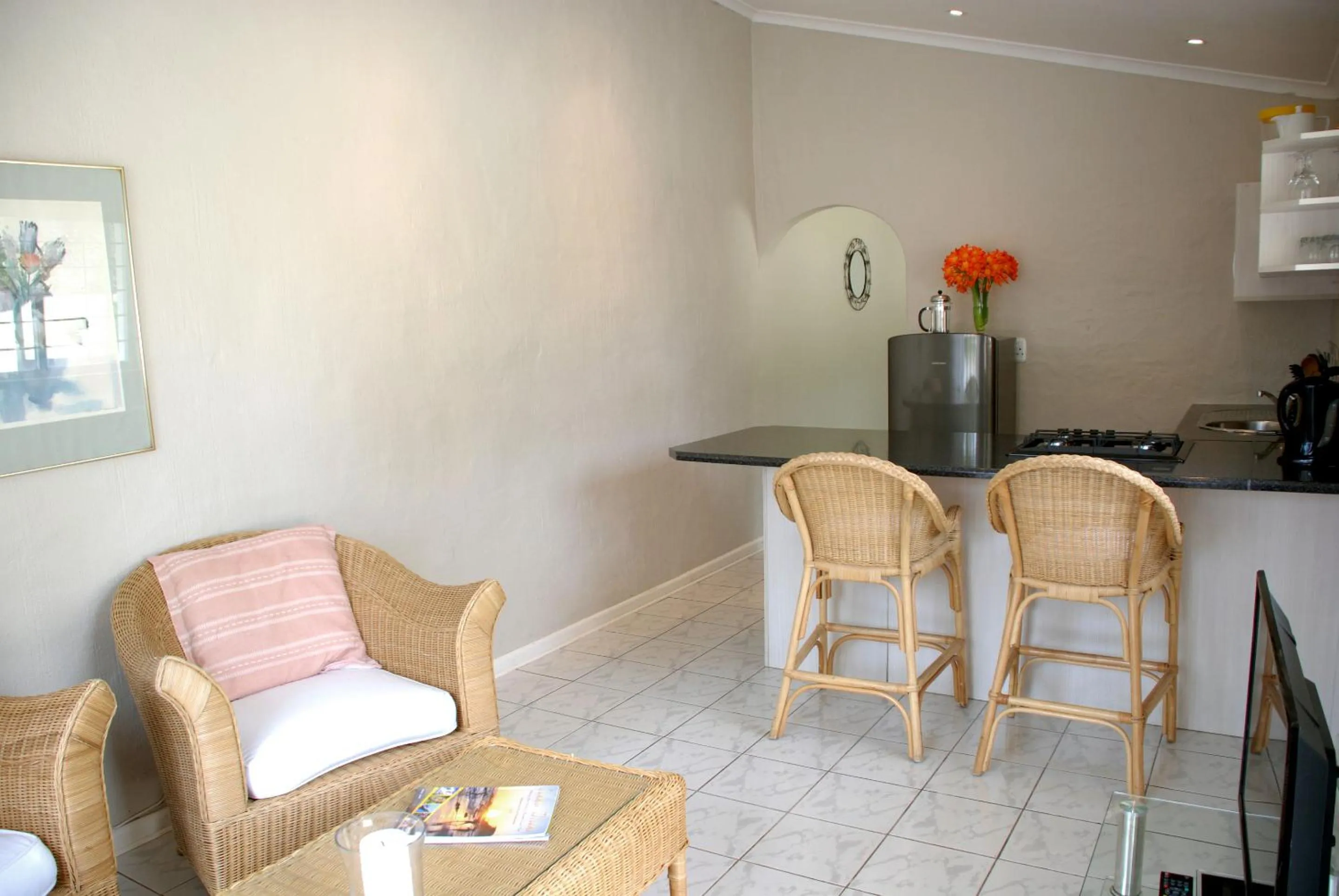 Living room in Mandalay Guest House Plettenberg Bay