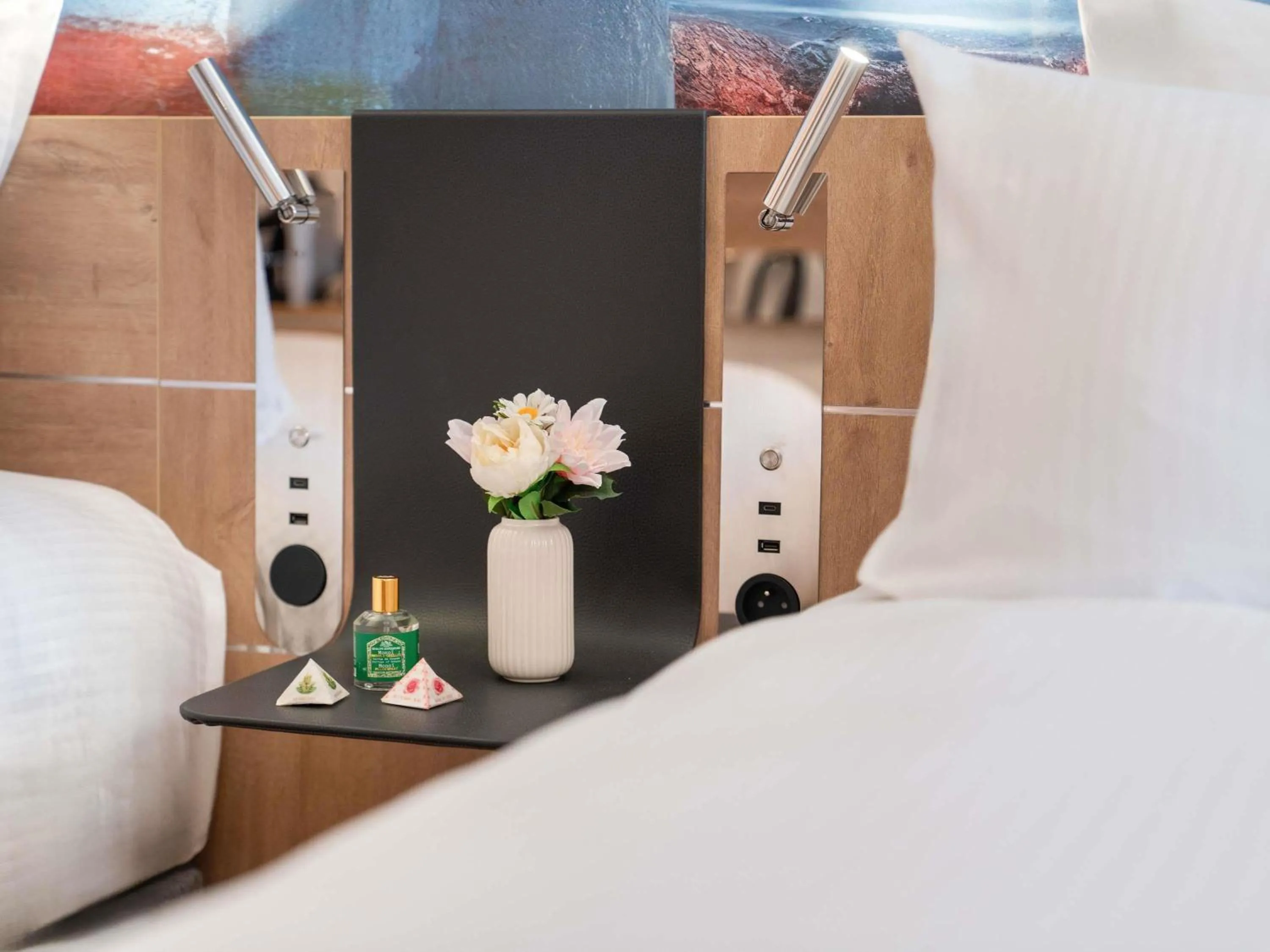 Bedroom, Bed in Novotel Paris Les Halles