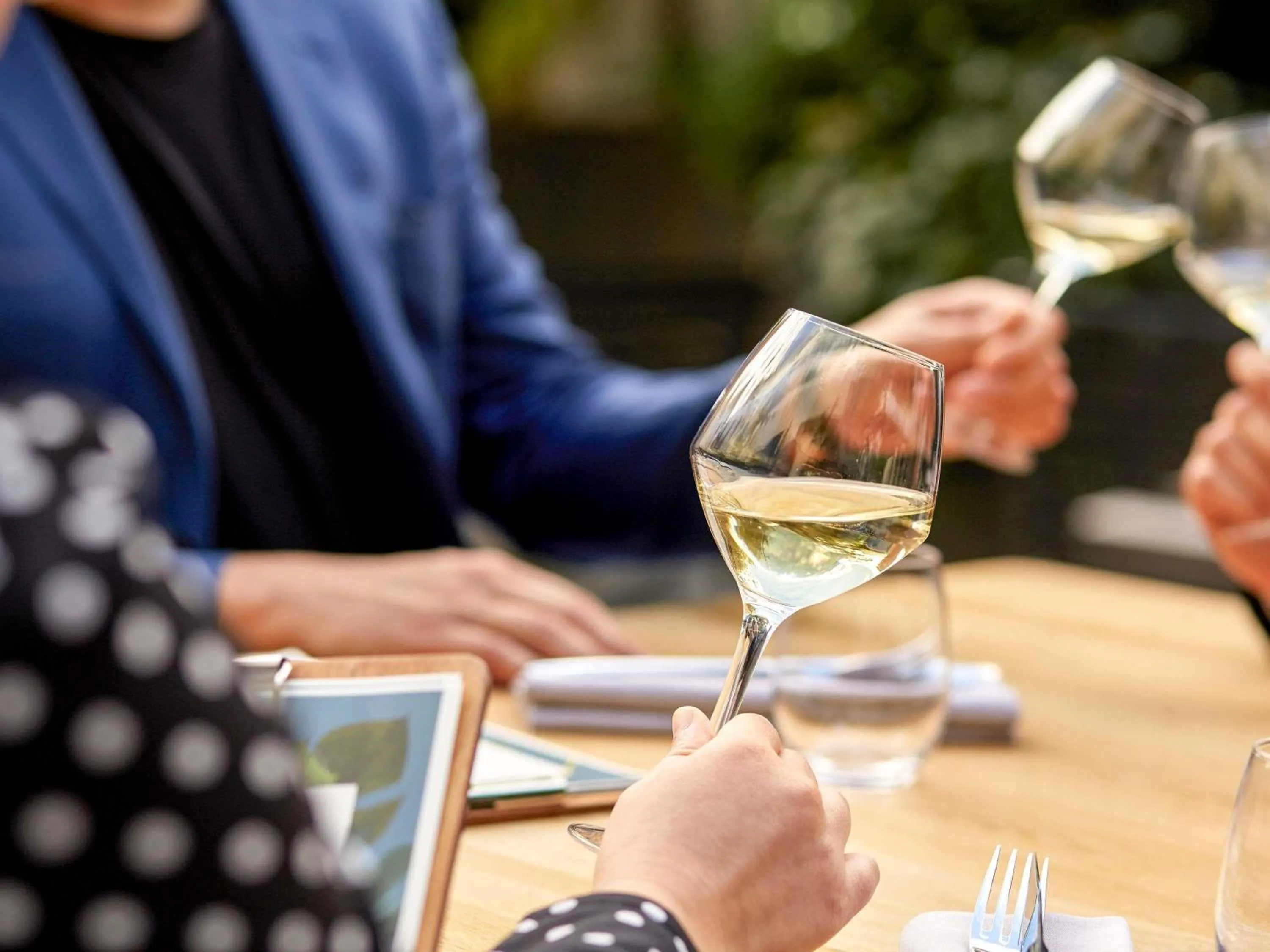 Lounge or bar in Novotel Paris Les Halles